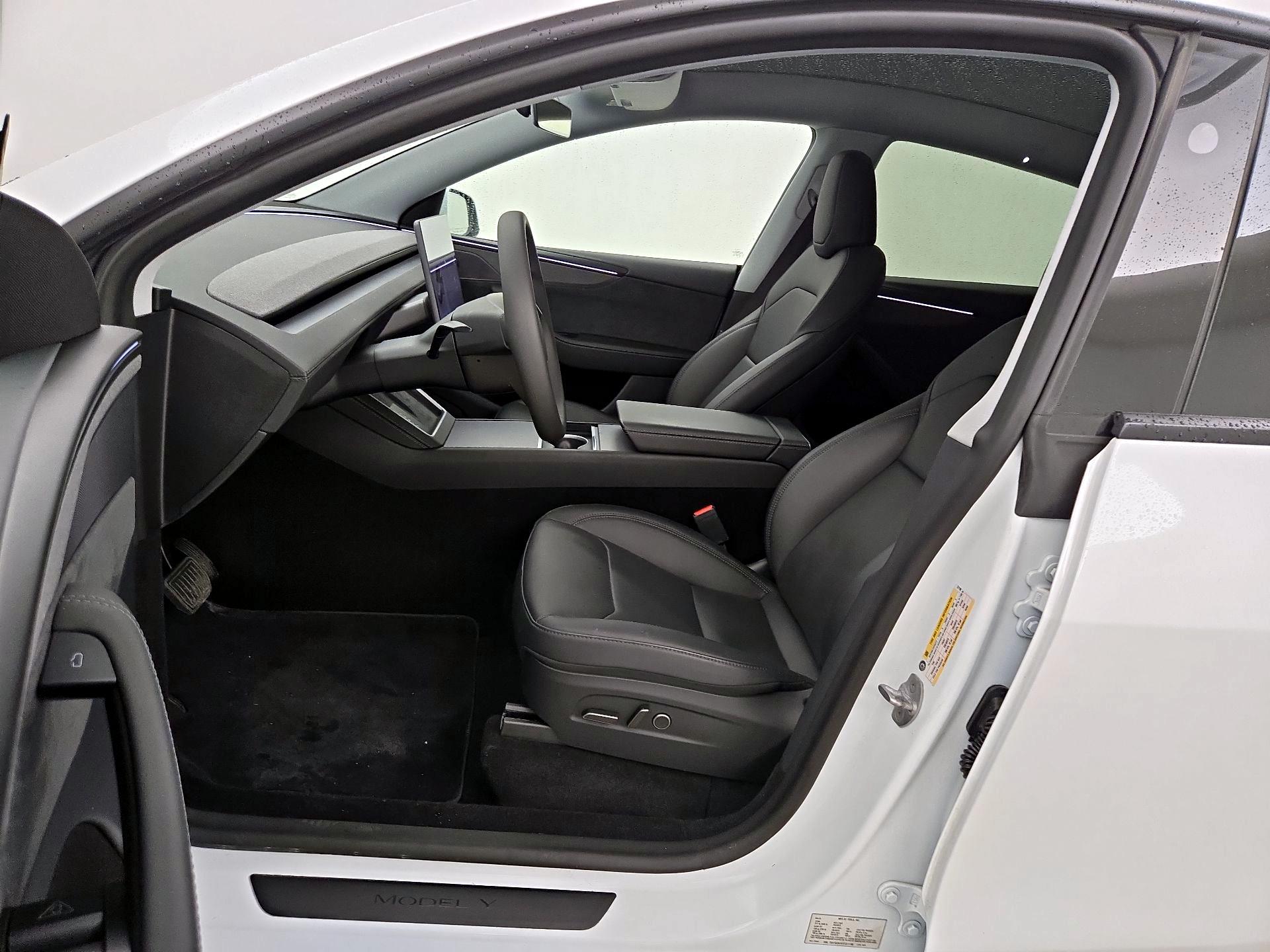 Thumbnail: 2026 Tesla Model Y - 11