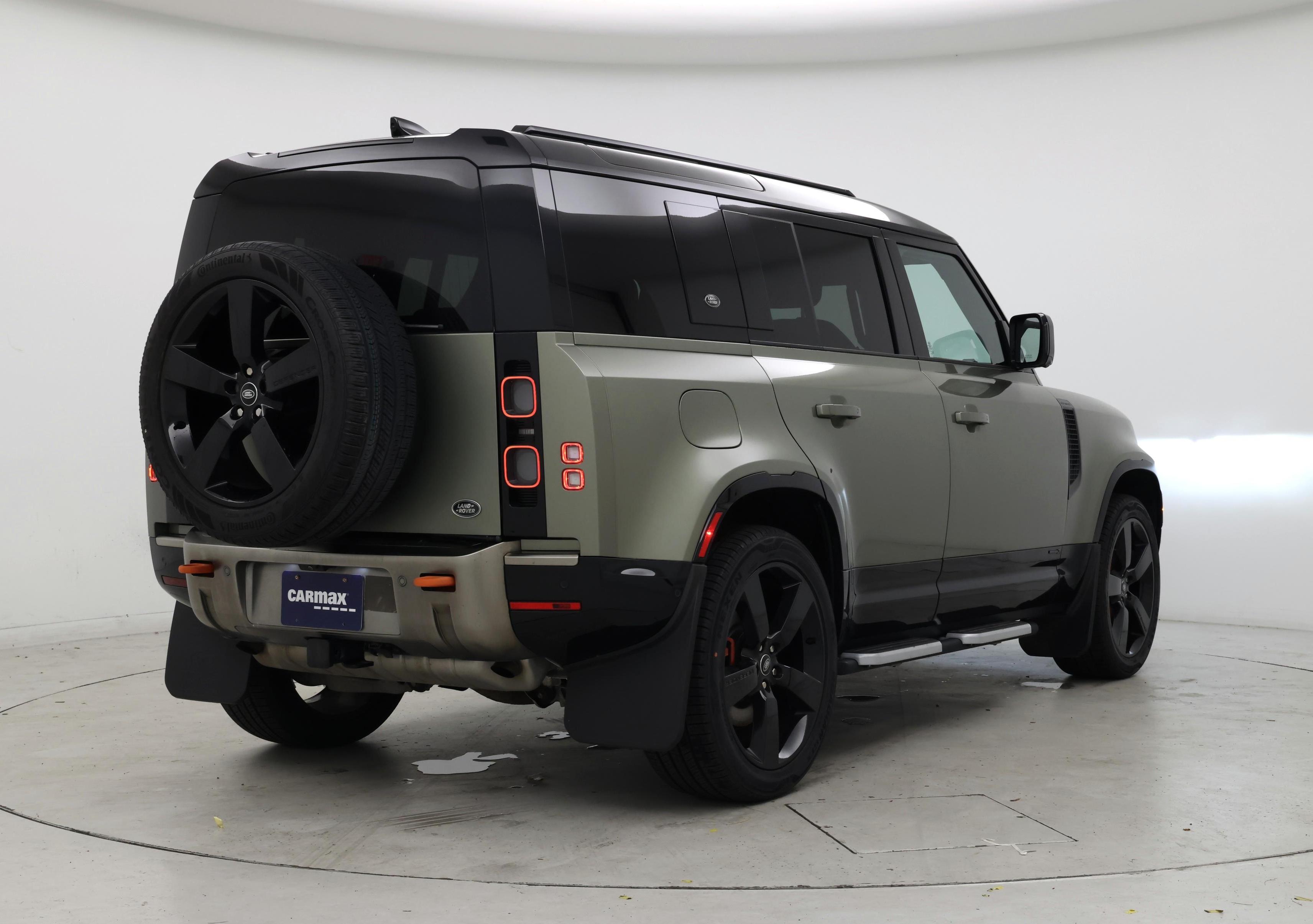 Thumbnail: 2021 Land Rover Defender - 8