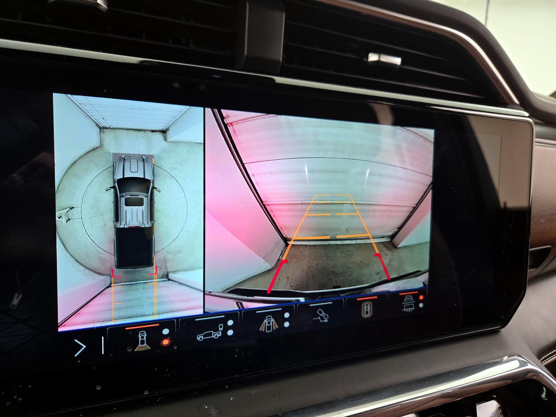 Thumbnail: 2025 GMC Sierra 2500 - 14