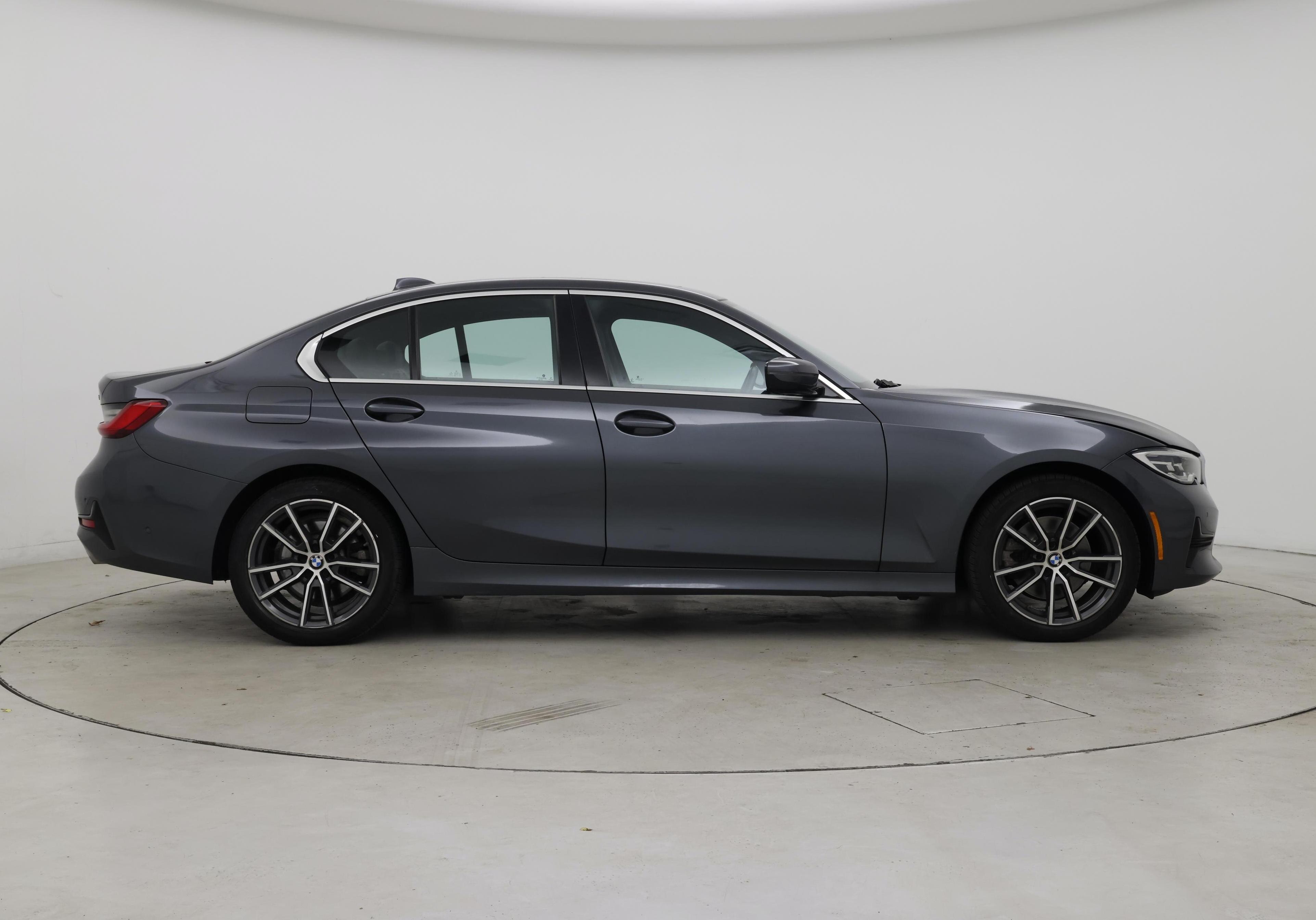 Thumbnail: 2021 BMW 3 Series - 7
