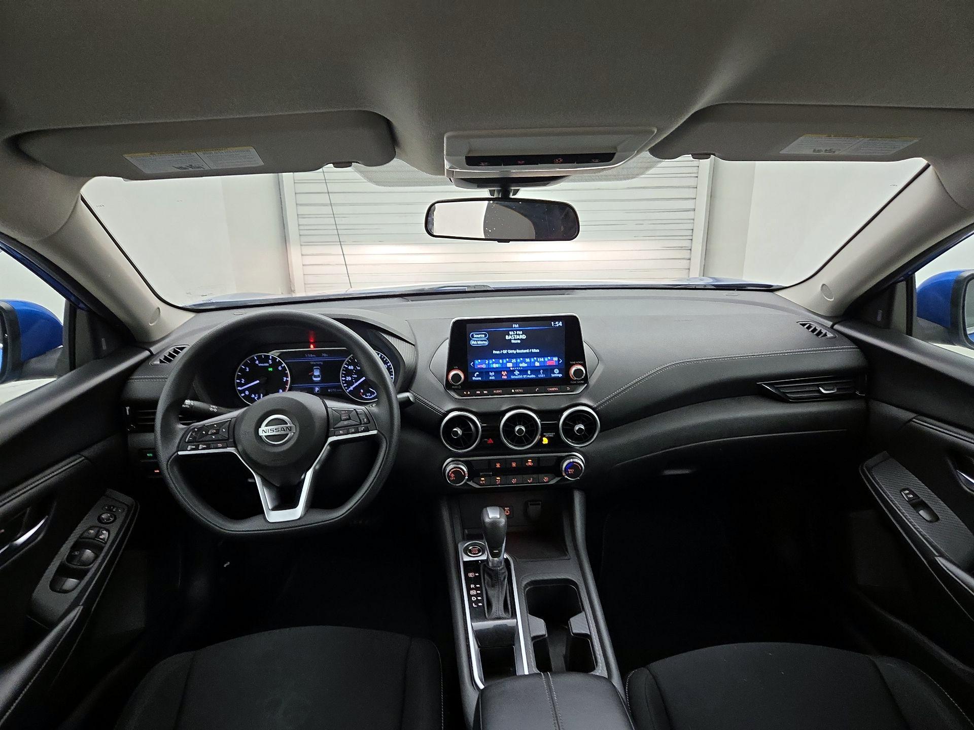 Thumbnail: 2023 Nissan Sentra - 9