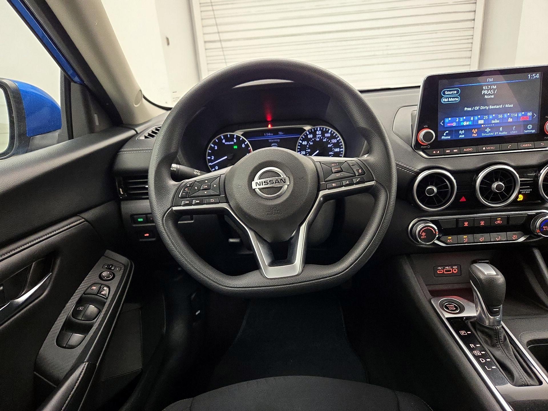 Thumbnail: 2023 Nissan Sentra - 10