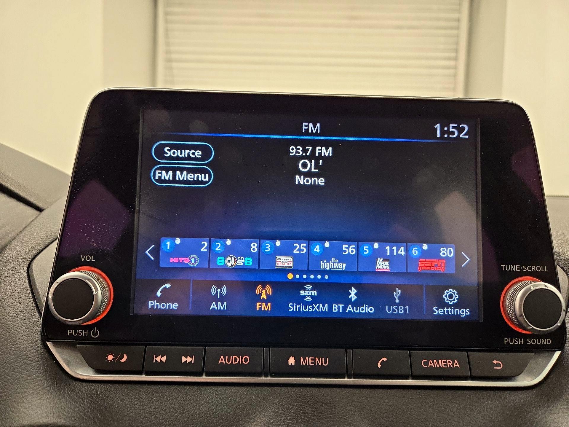 Thumbnail: 2023 Nissan Sentra - 14