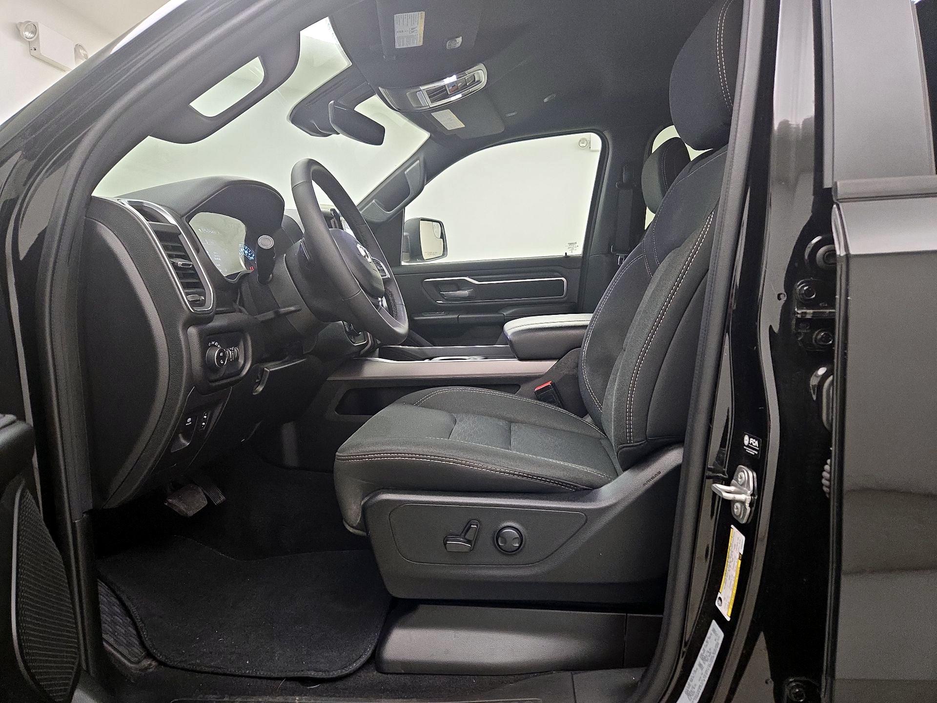 Thumbnail: 2025 RAM 1500 - 11