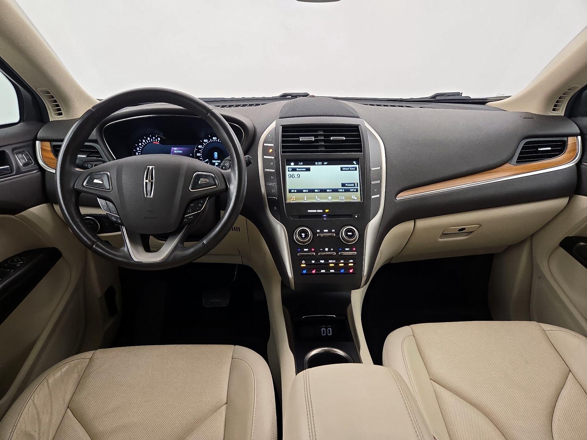 Thumbnail: 2016 Lincoln MKC - 9