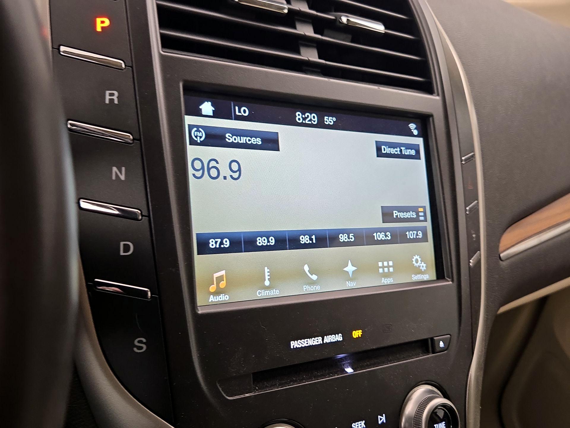 Thumbnail: 2016 Lincoln MKC - 16