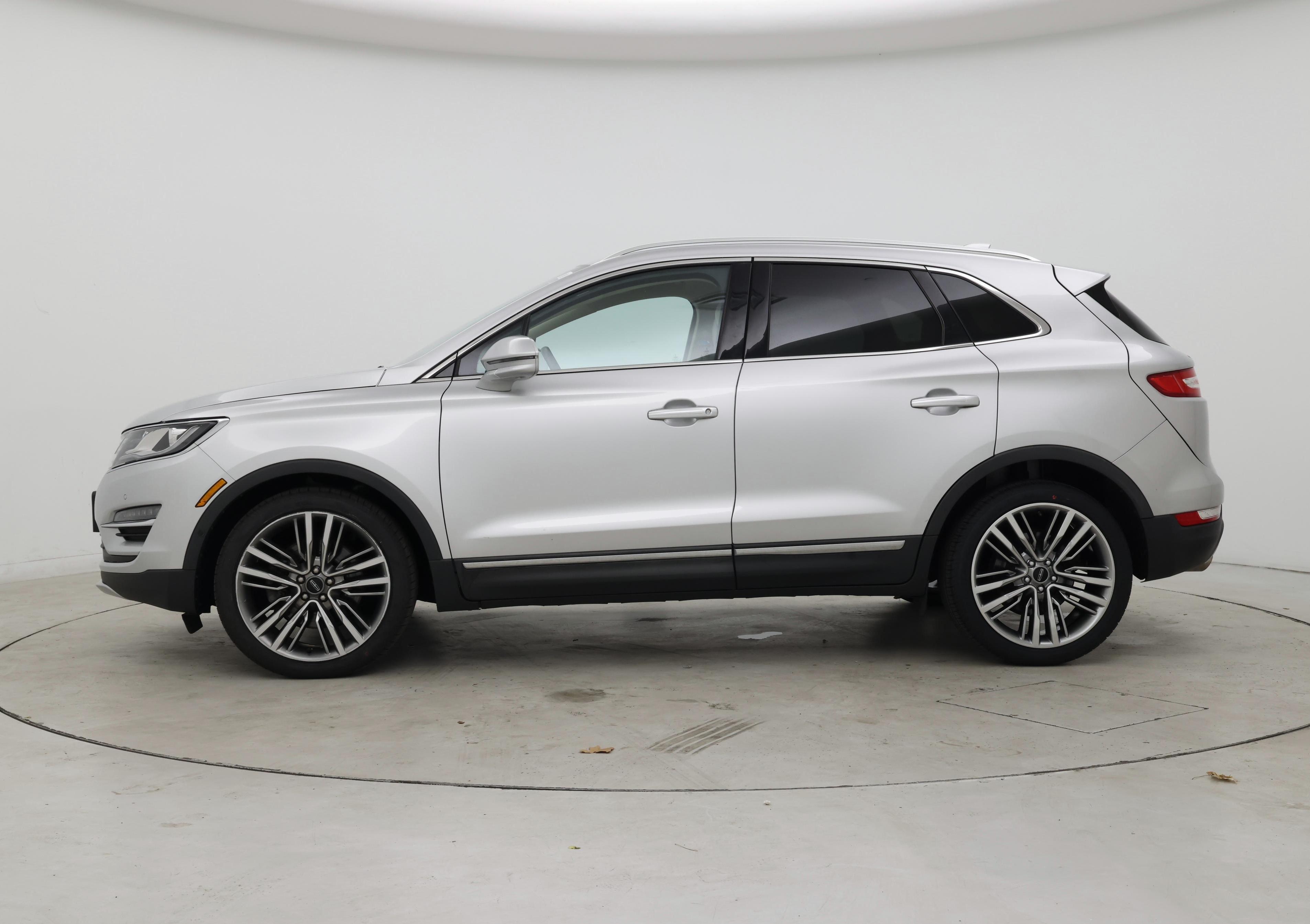 Thumbnail: 2016 Lincoln MKC - 3