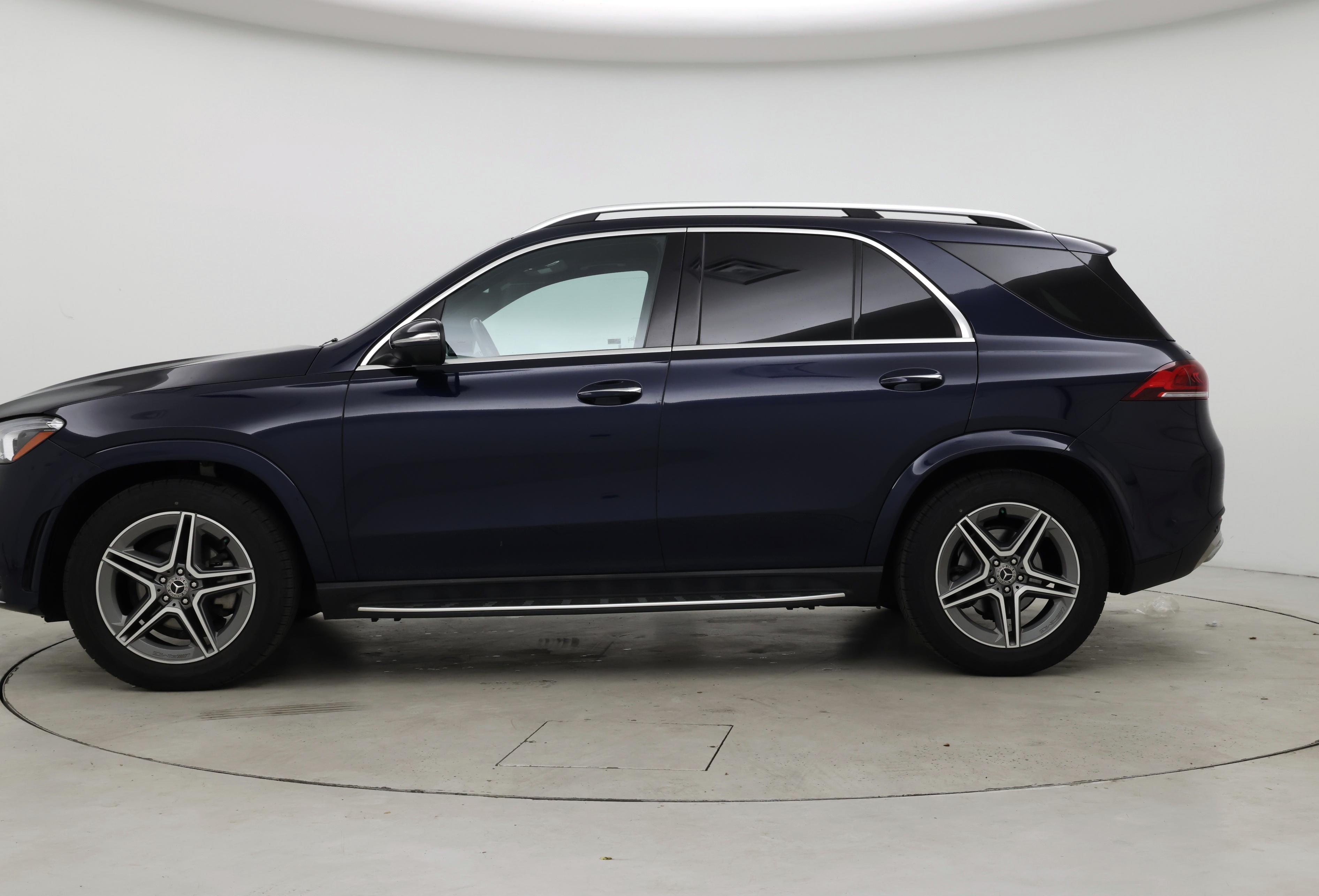 Thumbnail: 2021 Mercedes-Benz GLE - 3