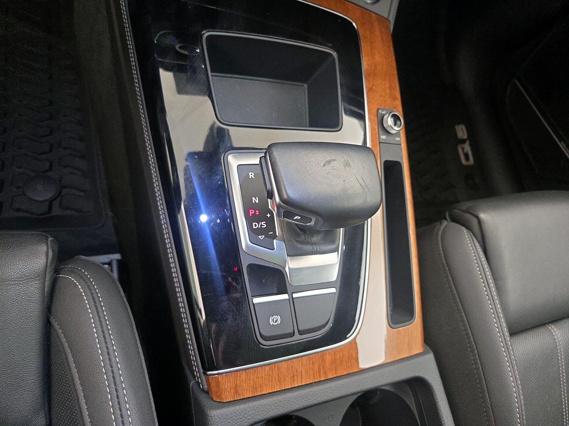 Thumbnail: 2023 Audi Q5 - 17