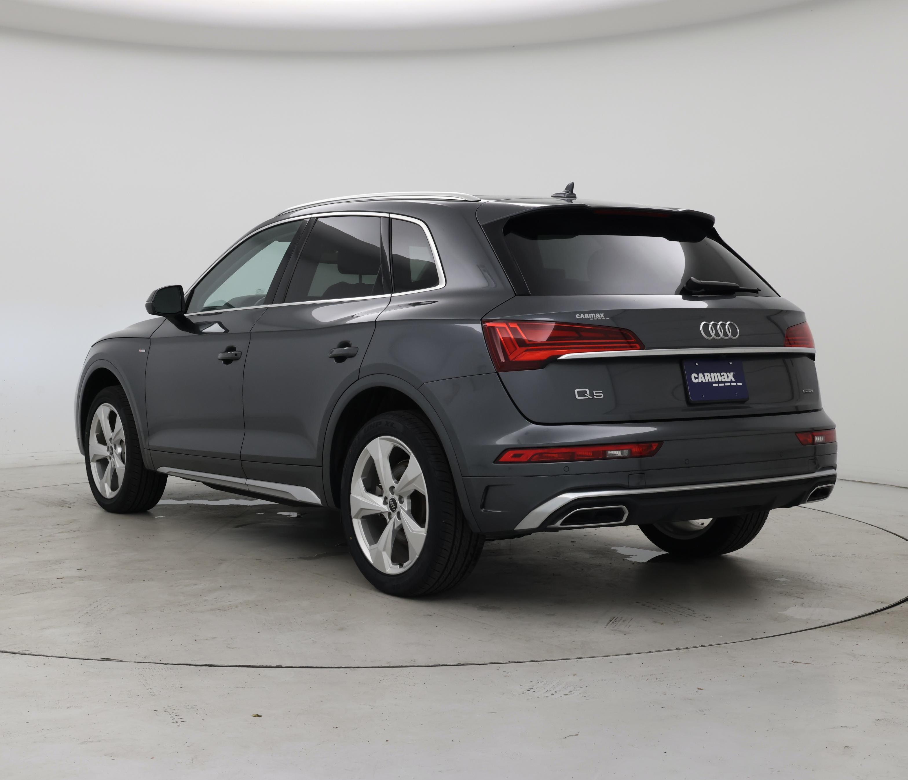 Thumbnail: 2023 Audi Q5 - 2