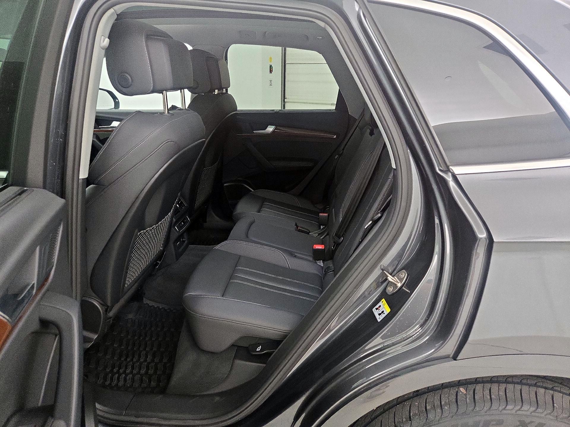 Thumbnail: 2023 Audi Q5 - 20