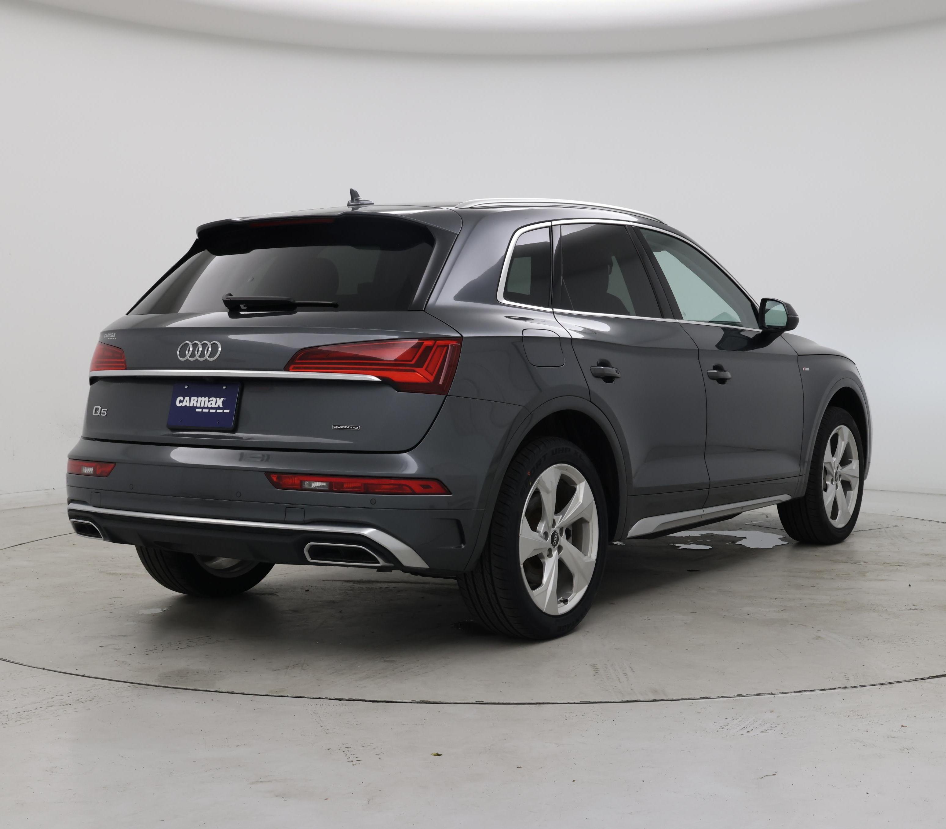Thumbnail: 2023 Audi Q5 - 8
