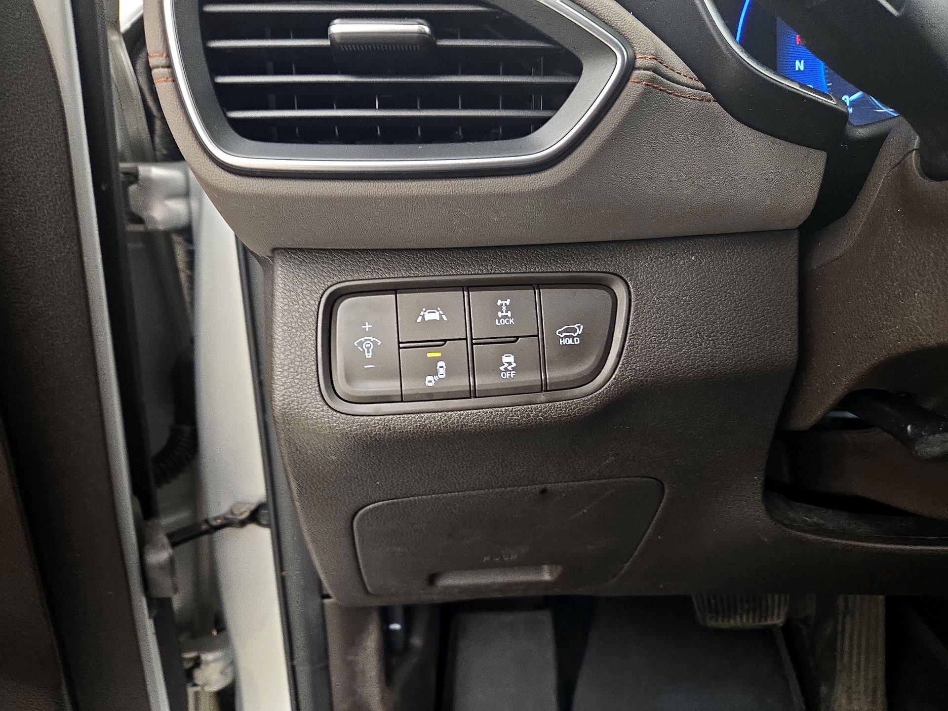 Thumbnail: 2019 Hyundai Santa Fe - 13