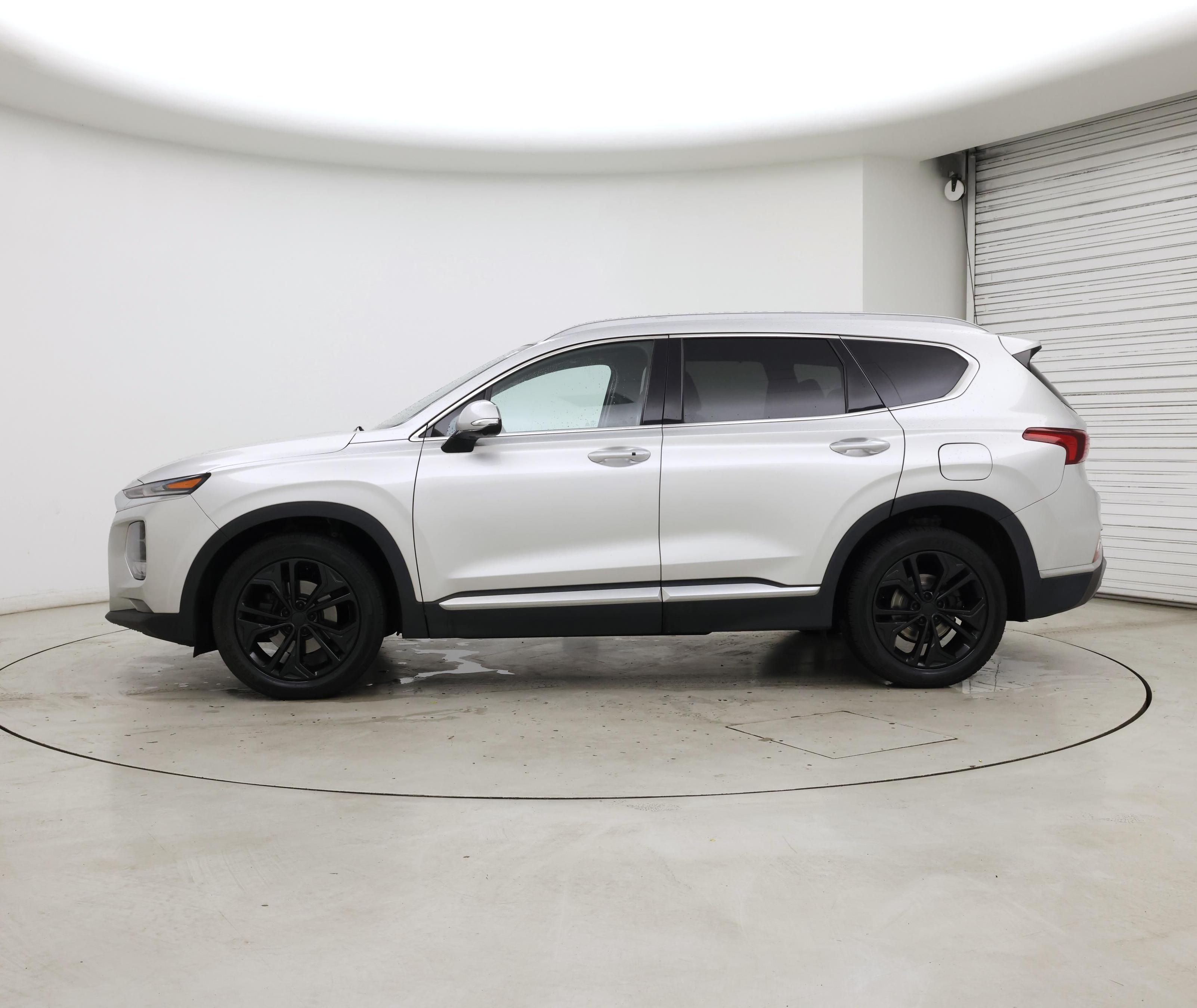 Thumbnail: 2019 Hyundai Santa Fe - 3