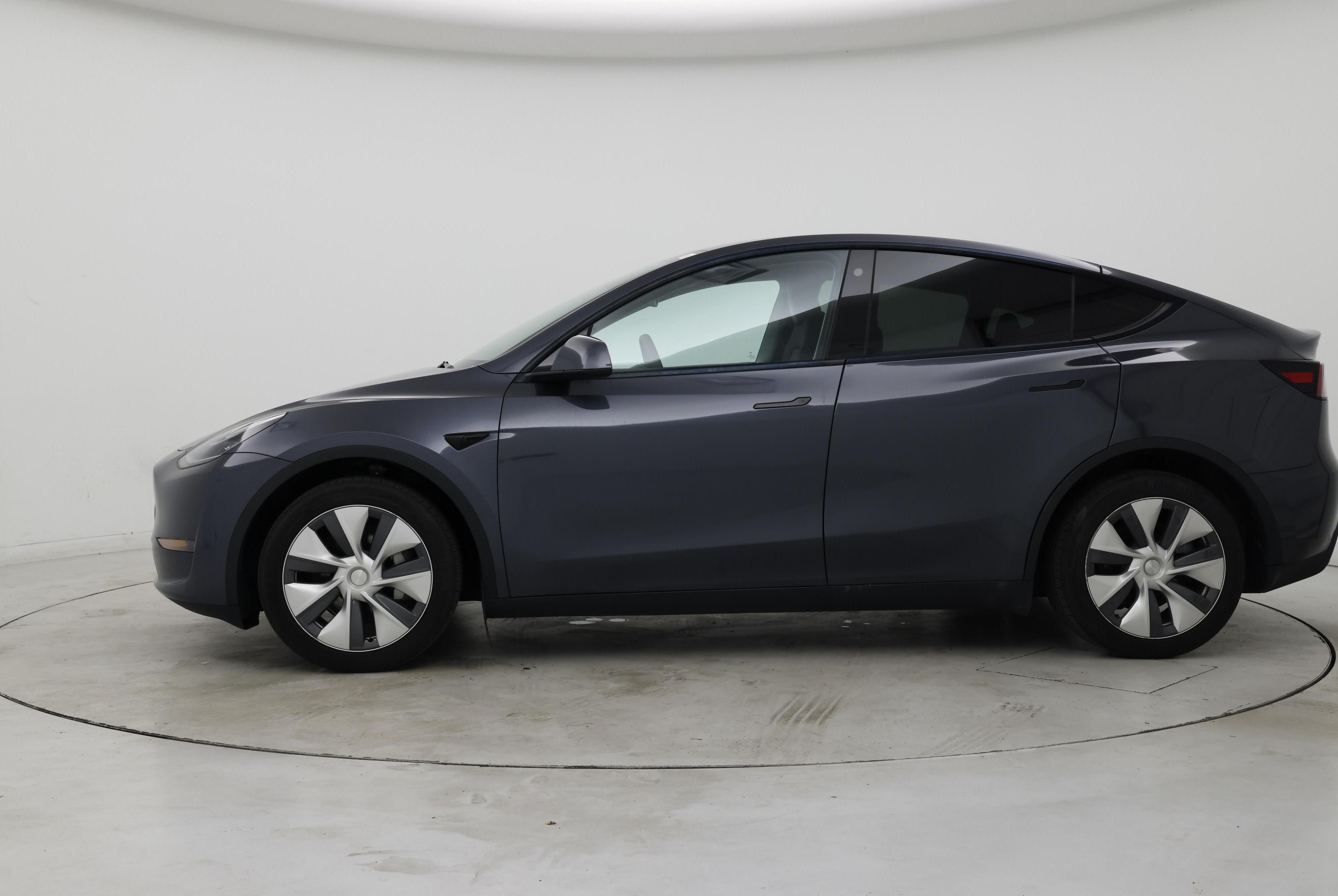 Thumbnail: 2023 Tesla Model Y - 3