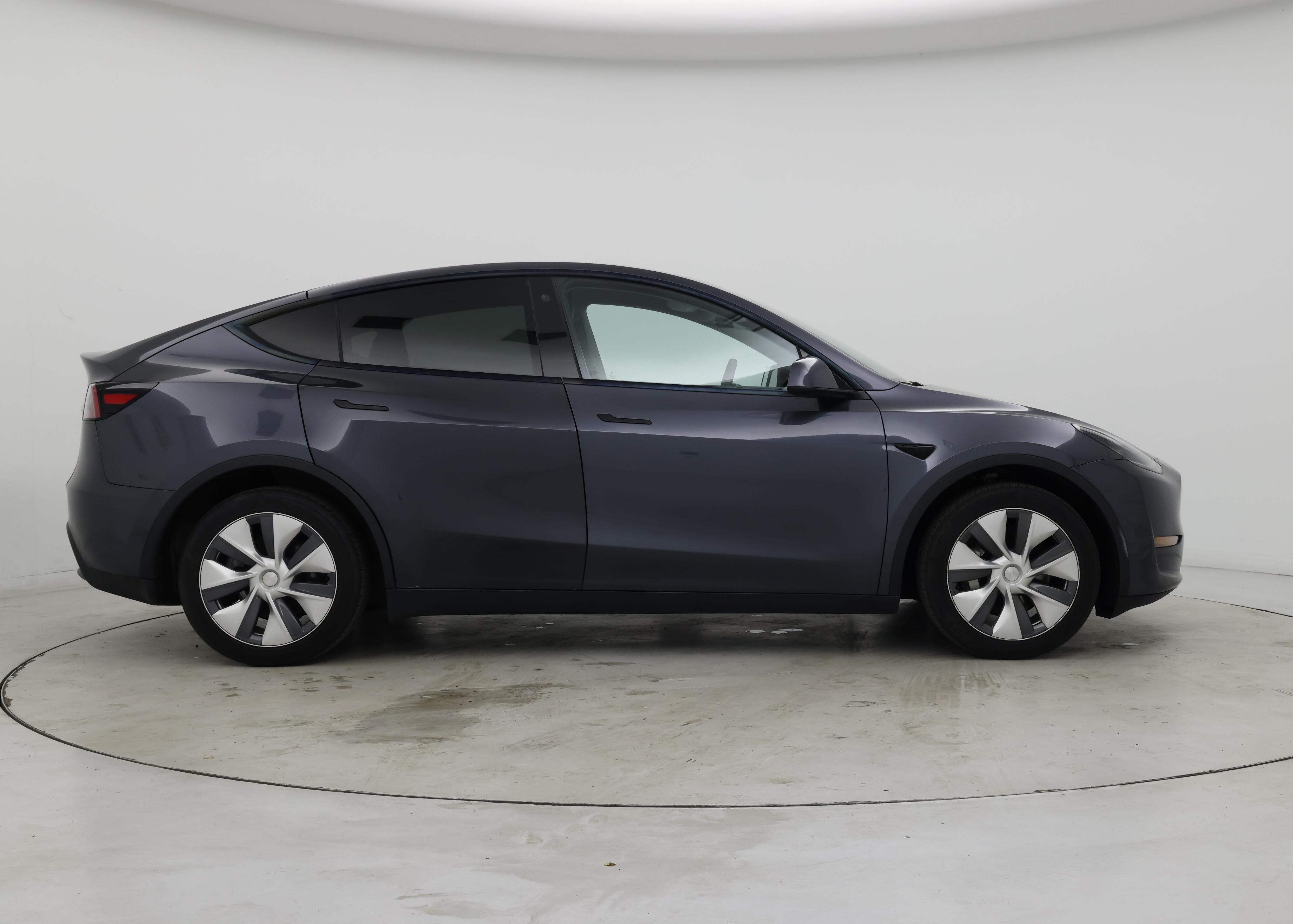 Thumbnail: 2023 Tesla Model Y - 7