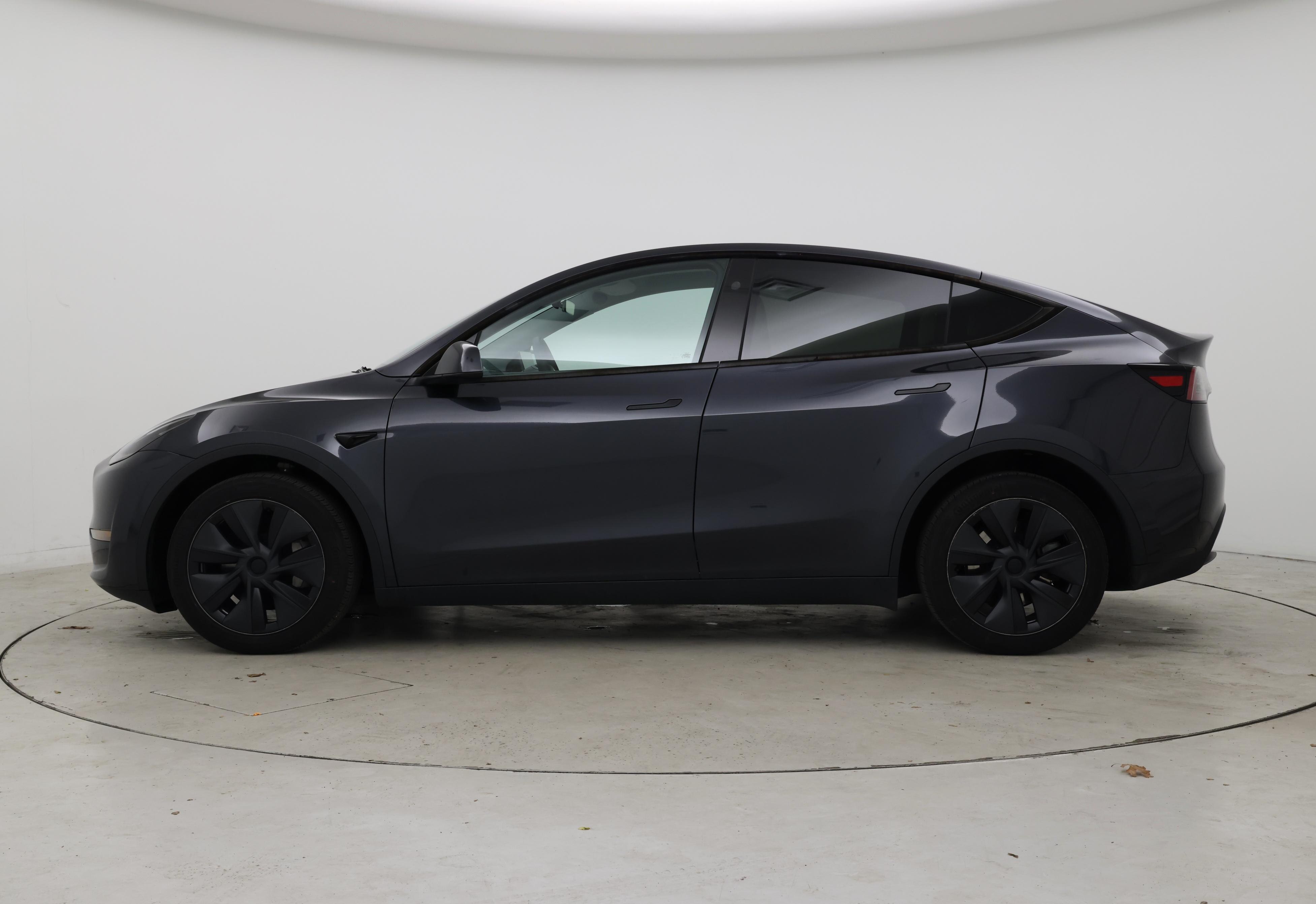 Thumbnail: 2024 Tesla Model Y - 3