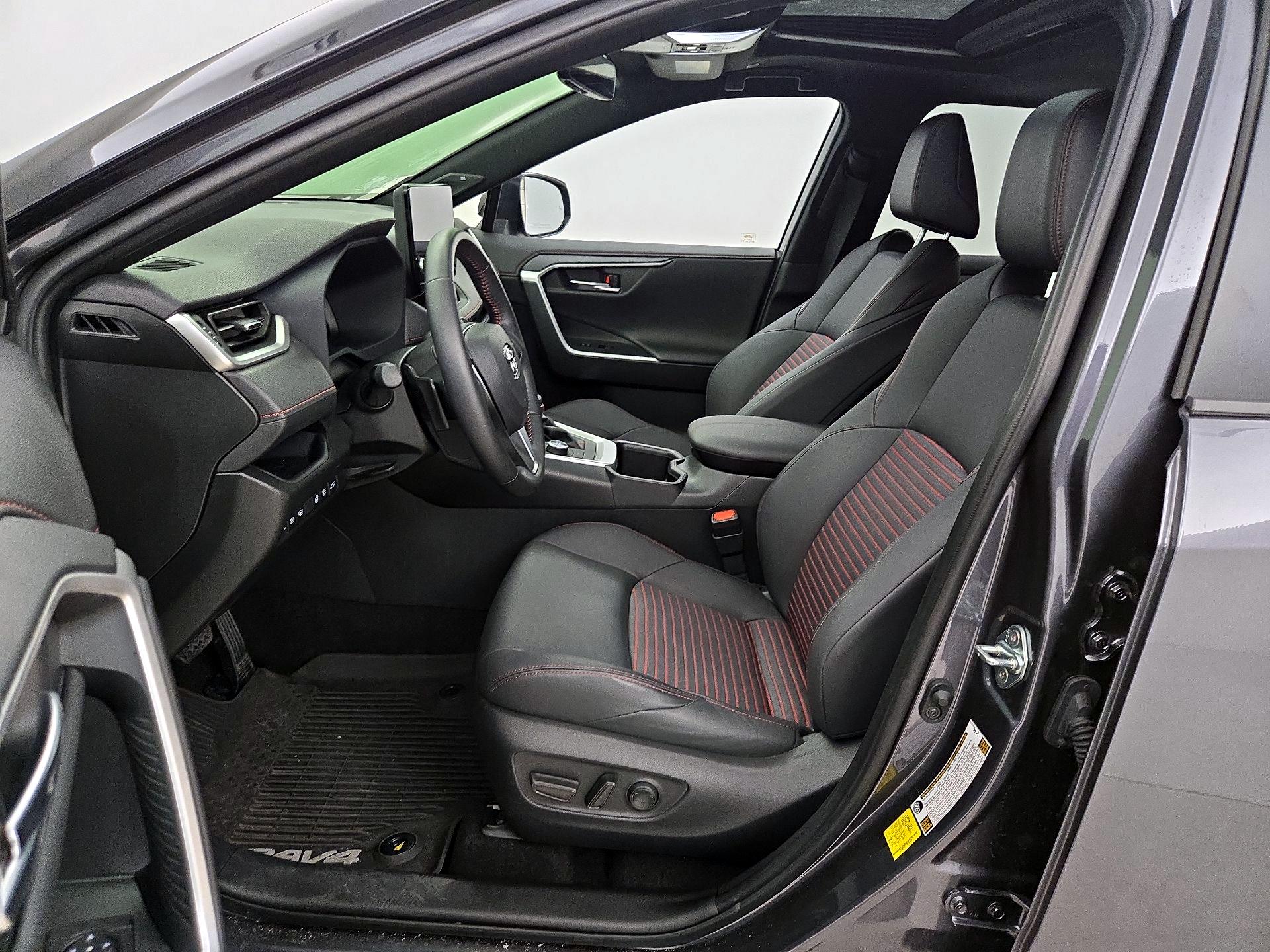 Thumbnail: 2023 Toyota RAV4 - 11