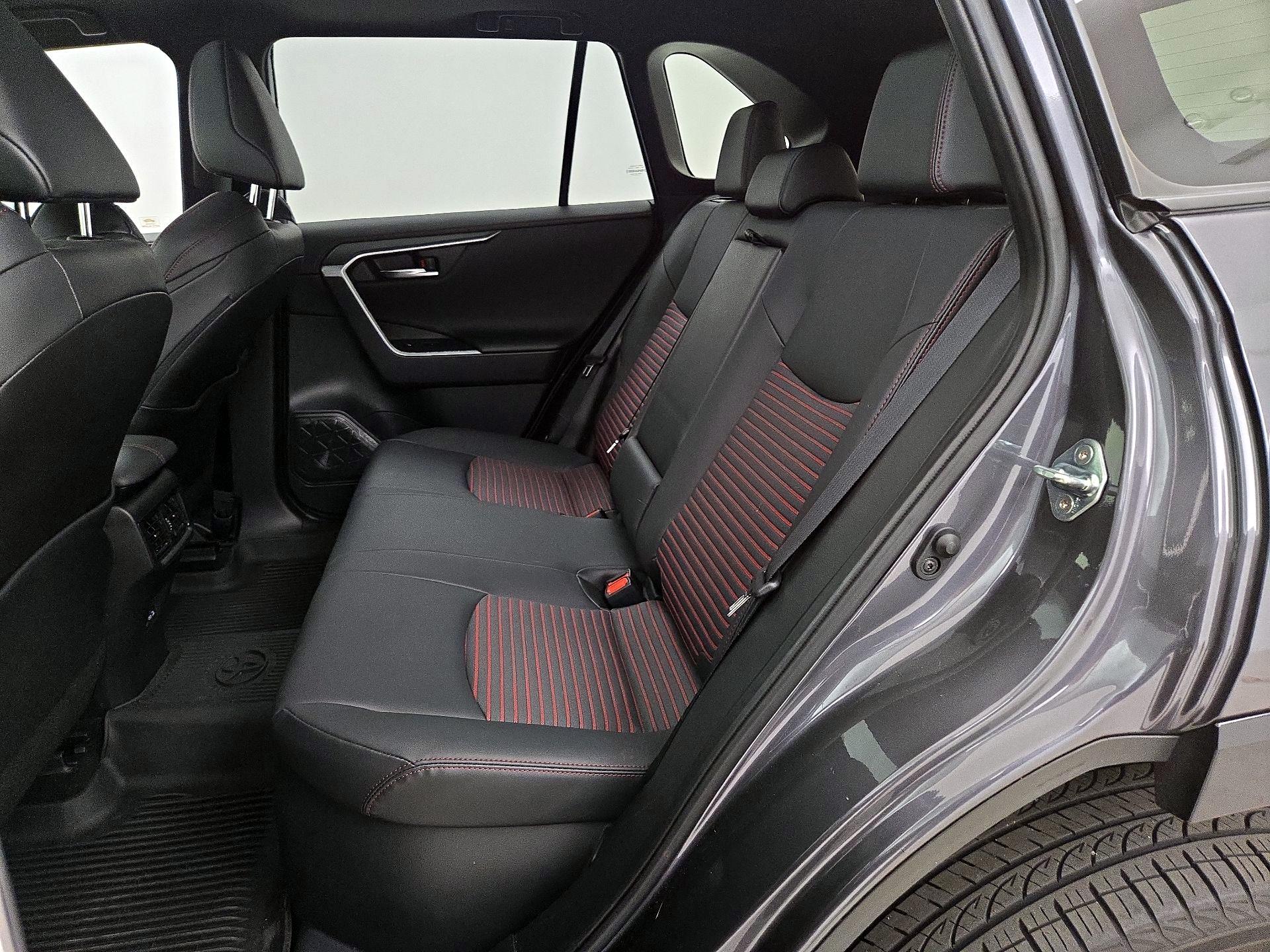 Thumbnail: 2023 Toyota RAV4 - 20