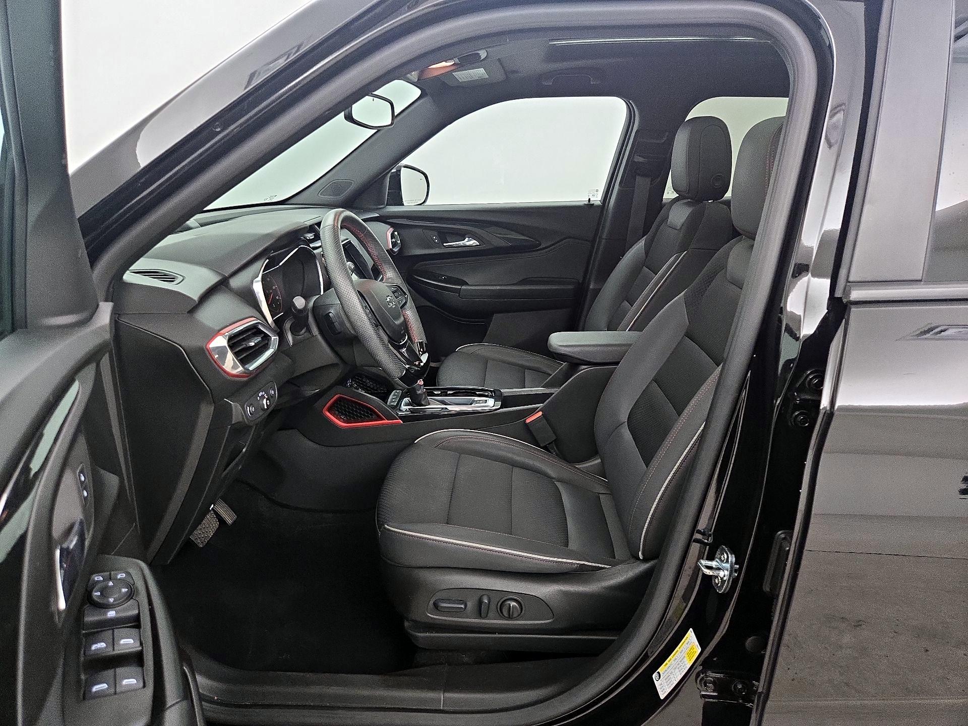 Thumbnail: 2023 Chevrolet TrailBlazer - 11