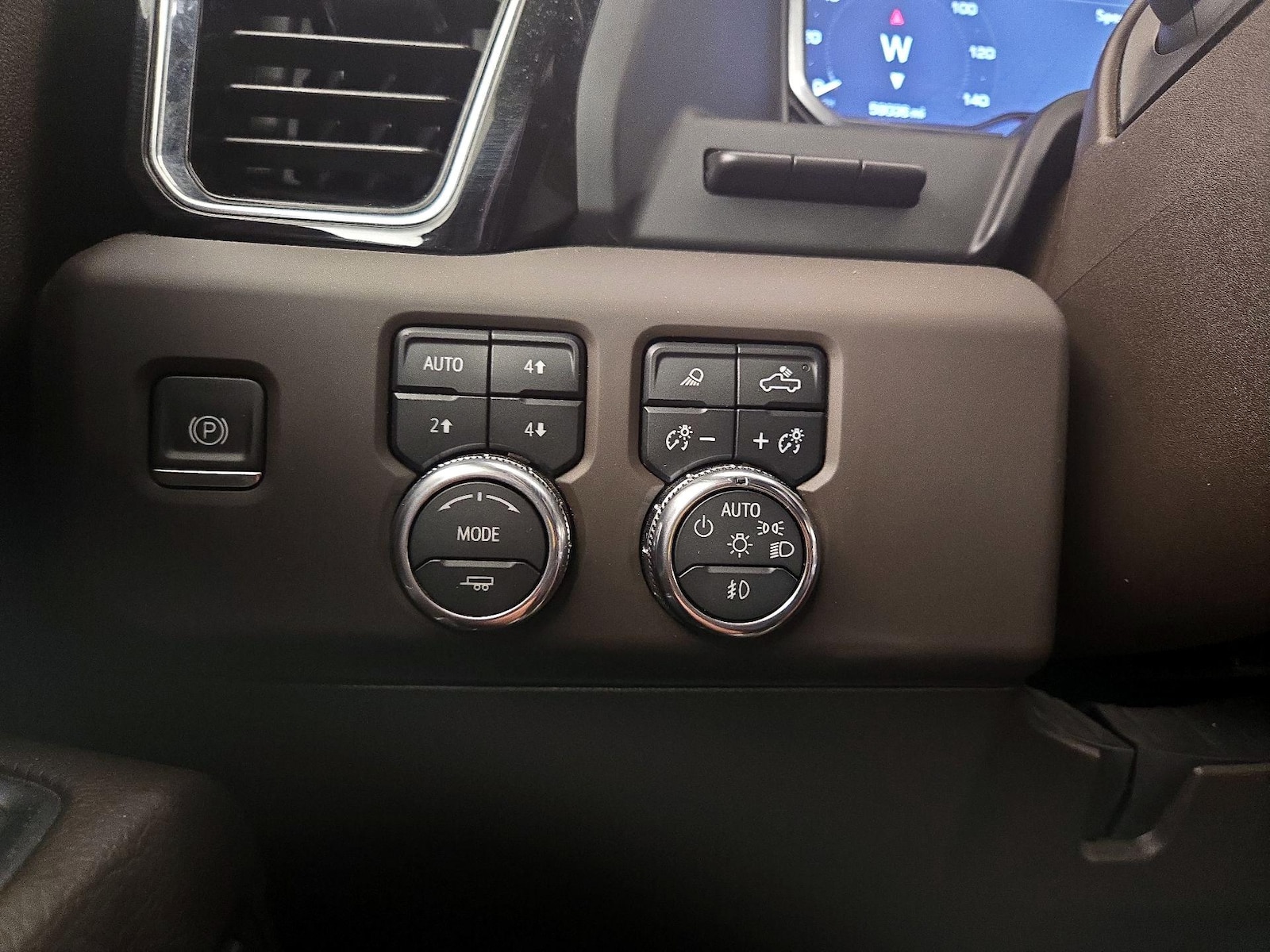 2024 GMC Sierra 2500HD Denali - Photo 14