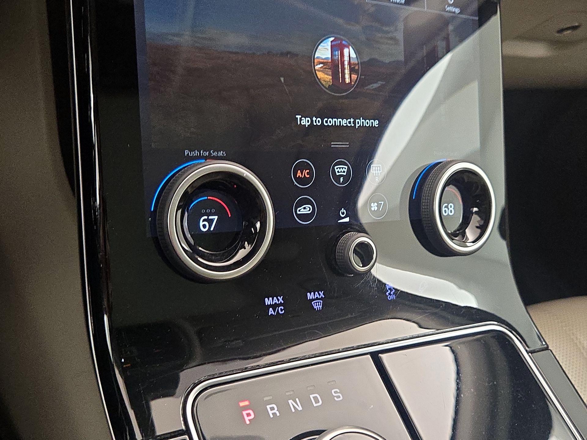 Thumbnail: 2020 Land Rover Range Rover Velar - 17