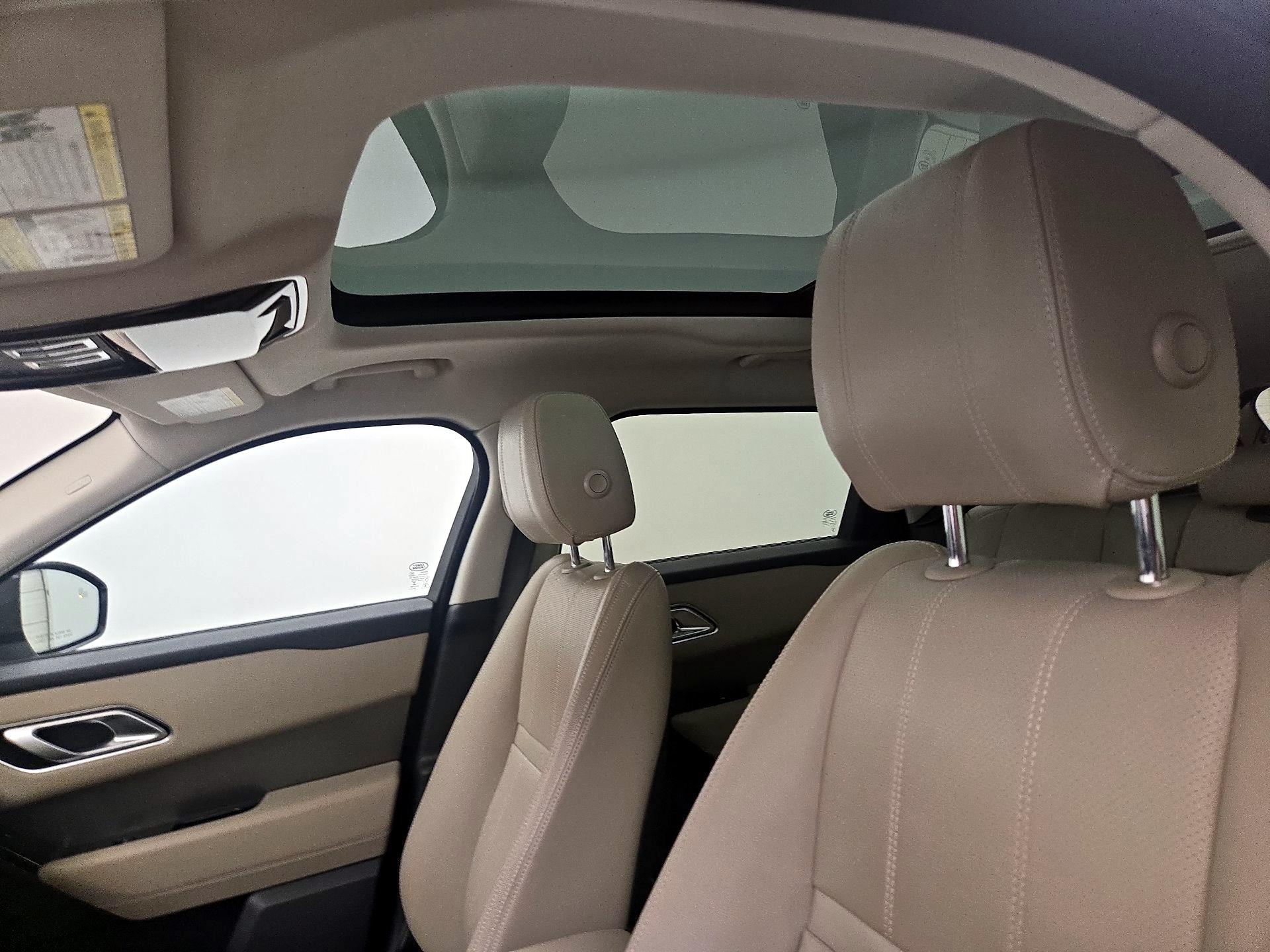 Thumbnail: 2020 Land Rover Range Rover Velar - 20