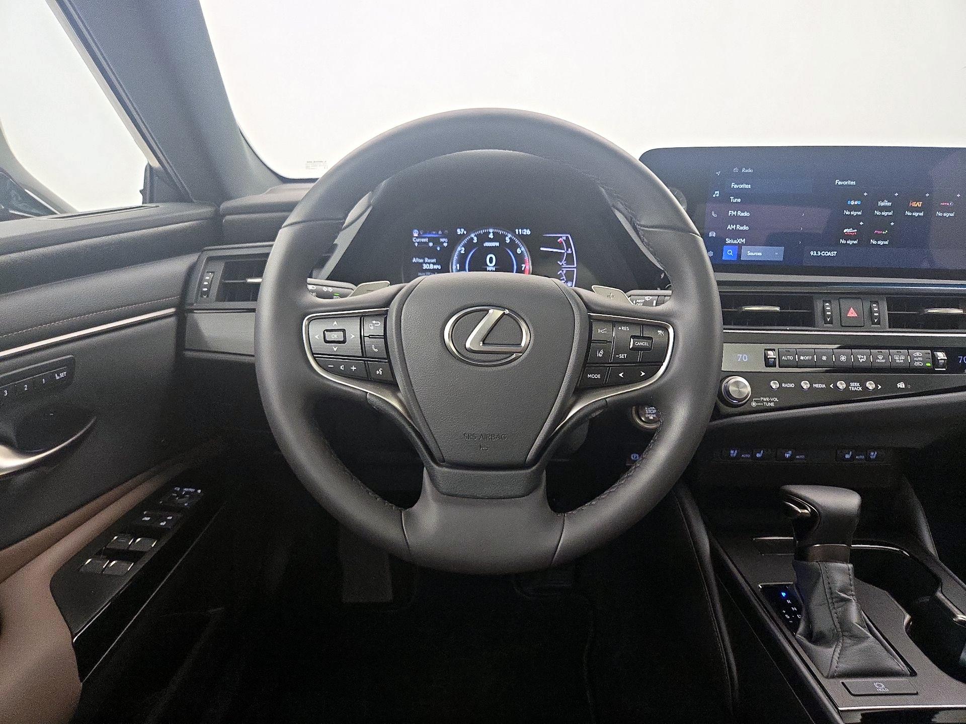 Thumbnail: 2024 Lexus ES - 10