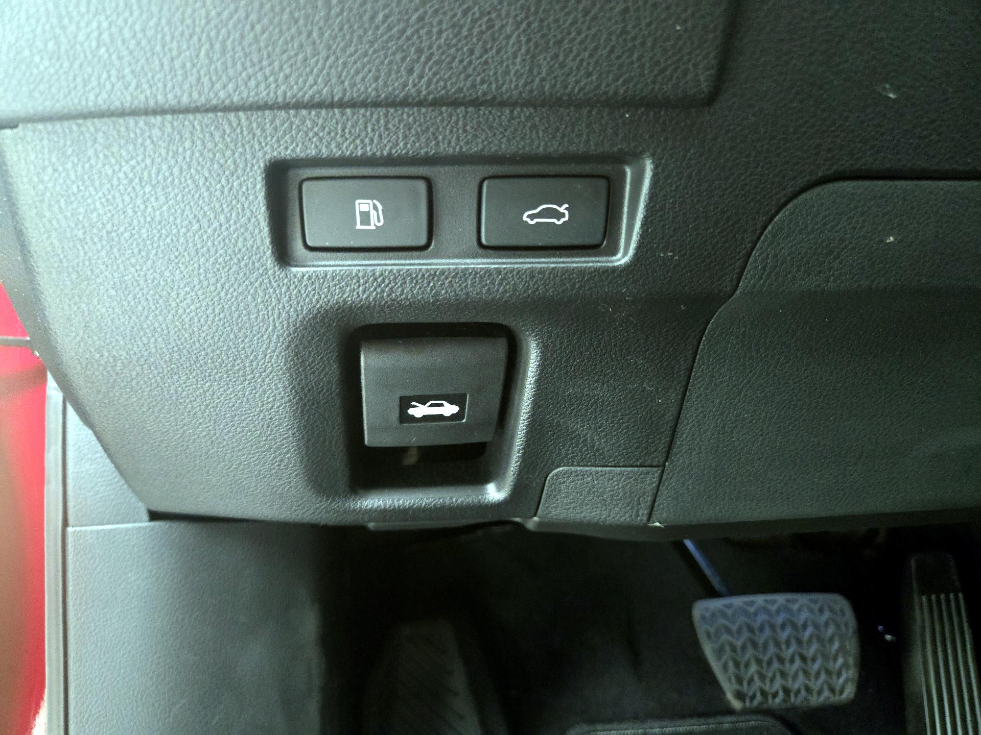 Thumbnail: 2024 Lexus ES - 13