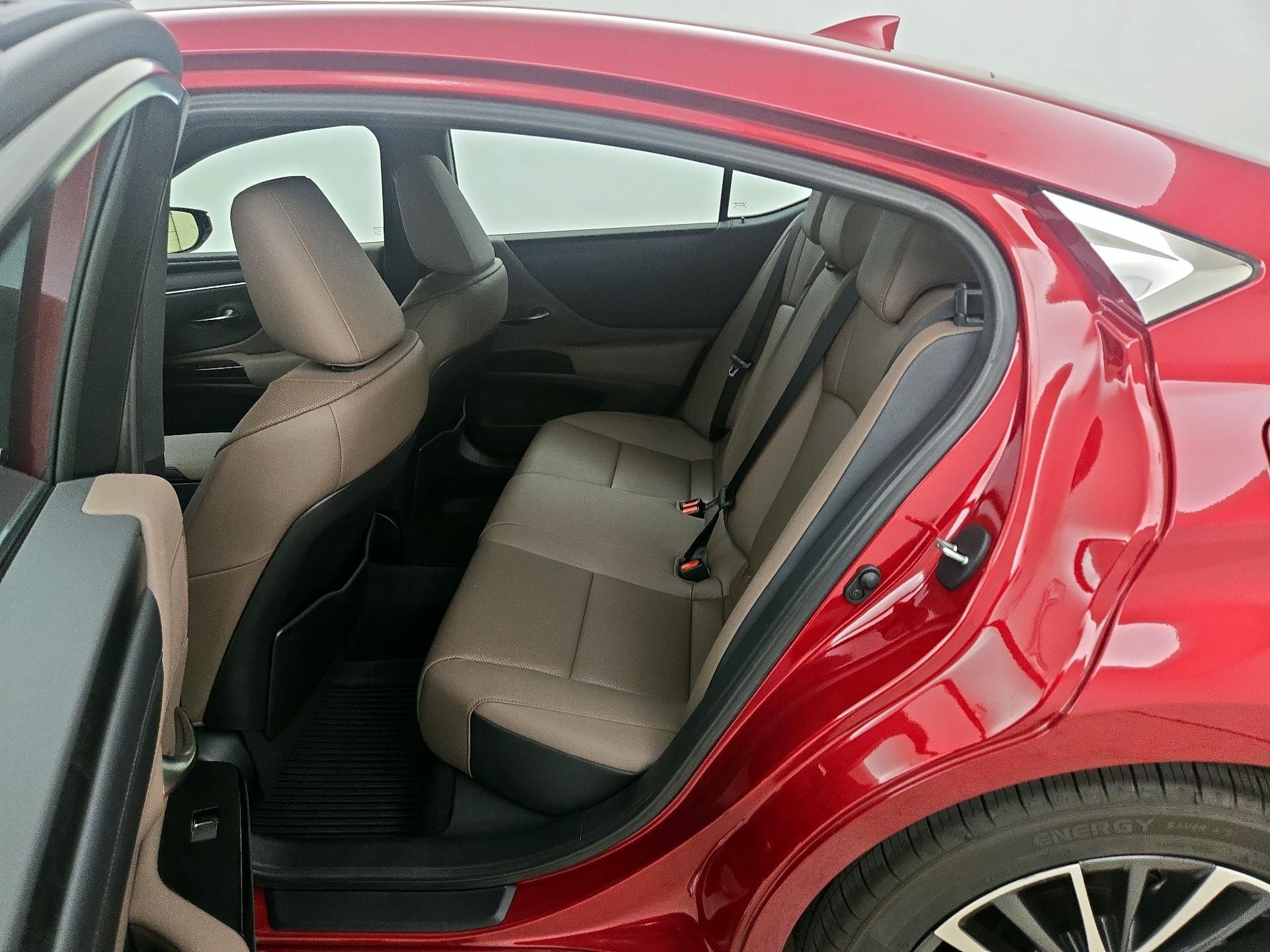 Thumbnail: 2024 Lexus ES - 20