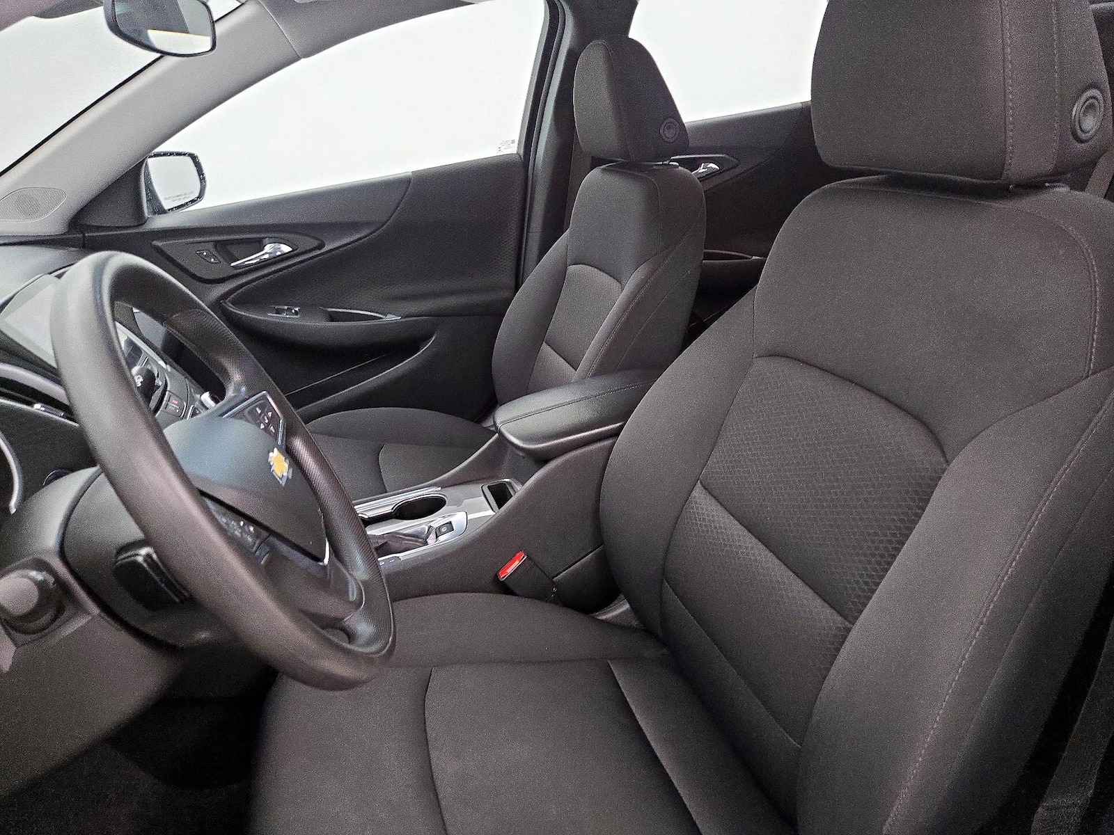 2024 Chevrolet Malibu 1LT - Photo 12