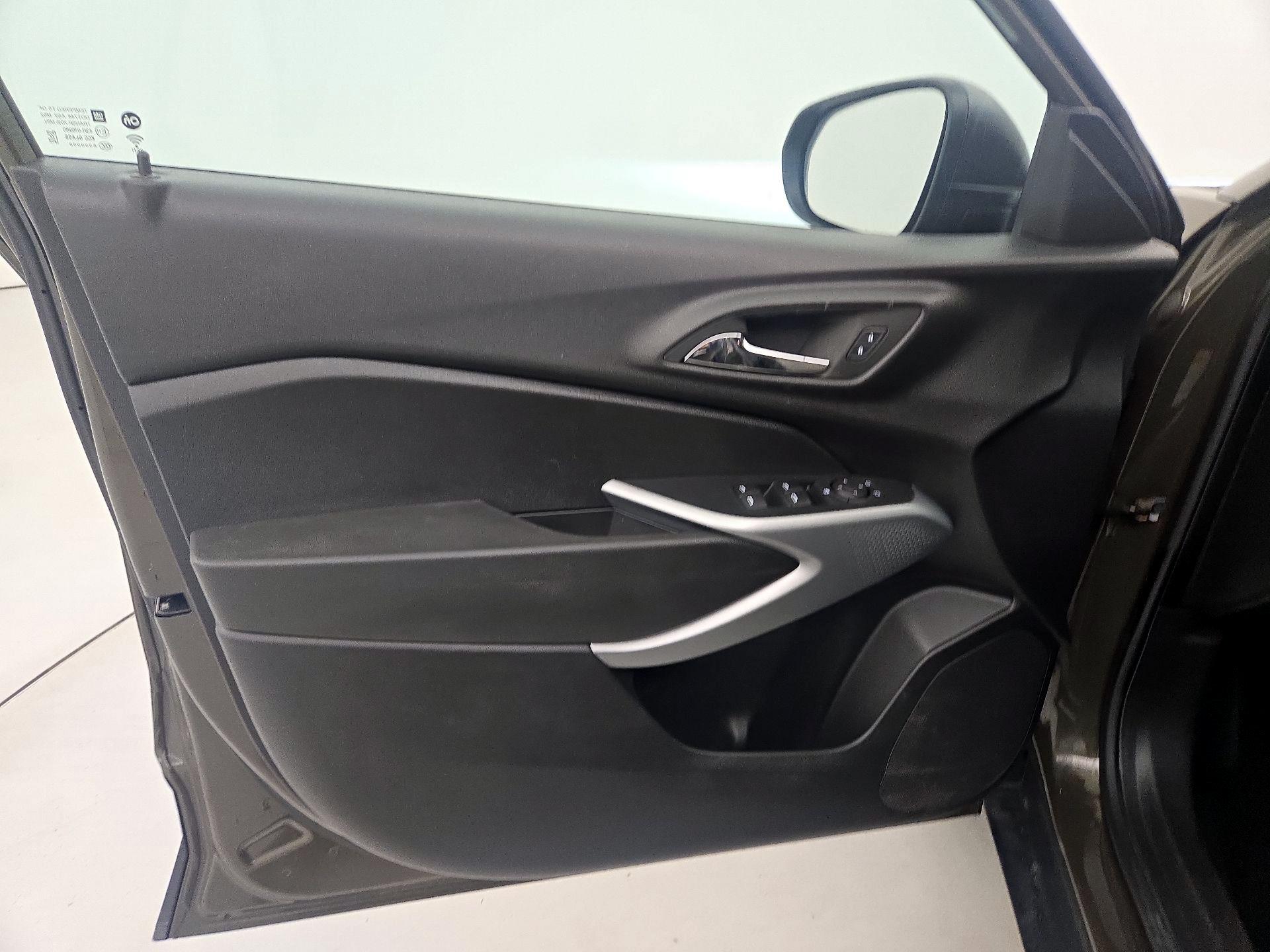 Thumbnail: 2024 Chevrolet Trax - 12