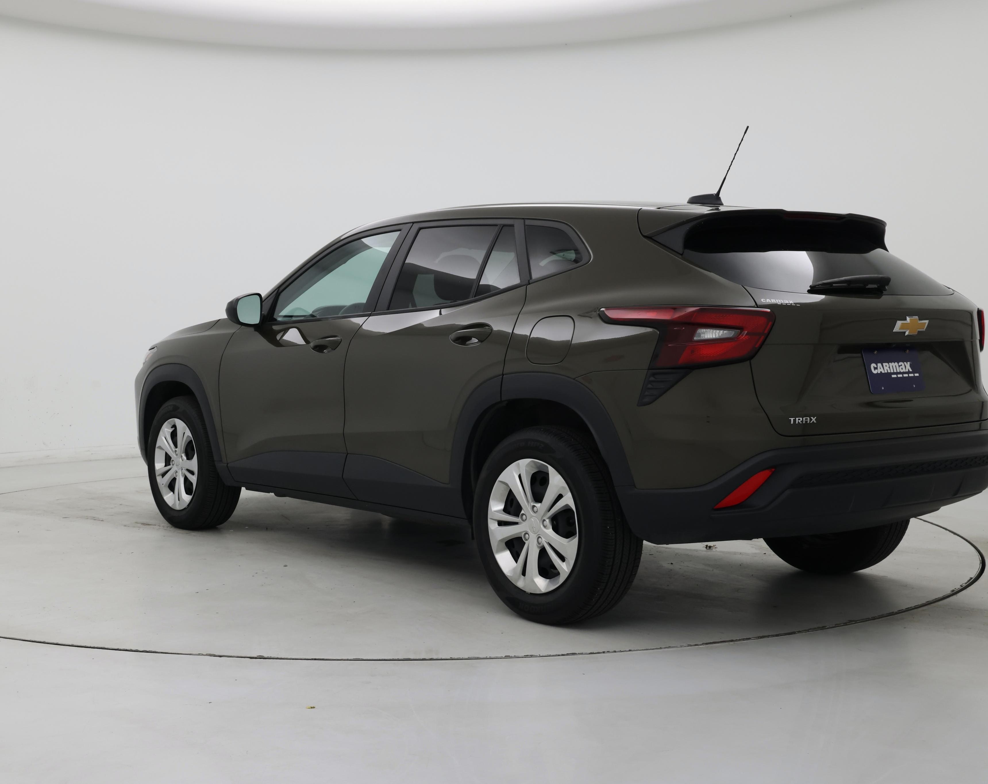 Thumbnail: 2024 Chevrolet Trax - 2