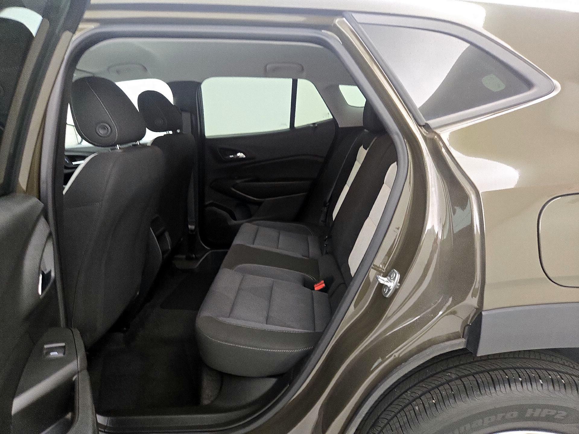 Thumbnail: 2024 Chevrolet Trax - 19