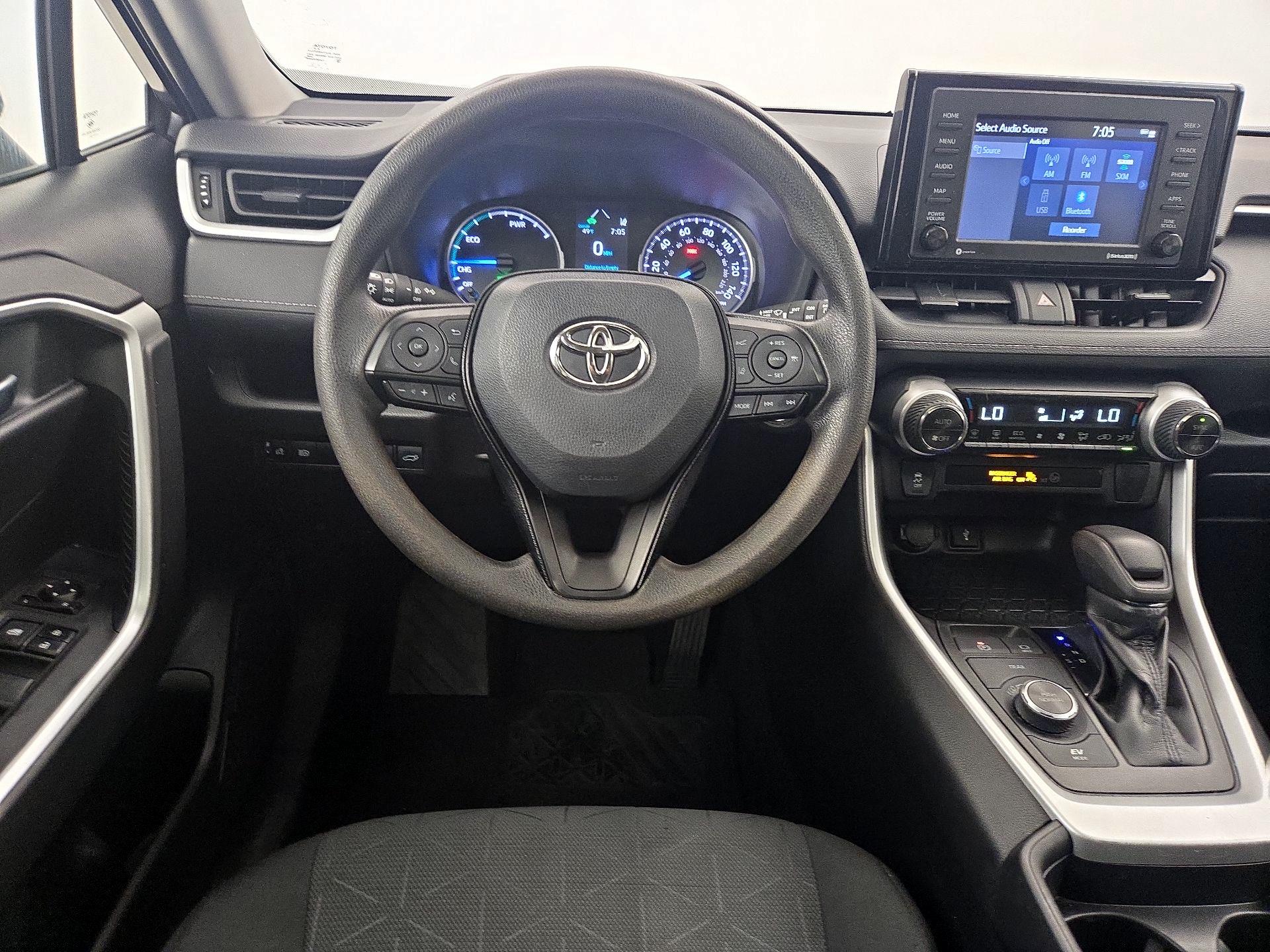 Thumbnail: 2021 Toyota RAV4 - 10