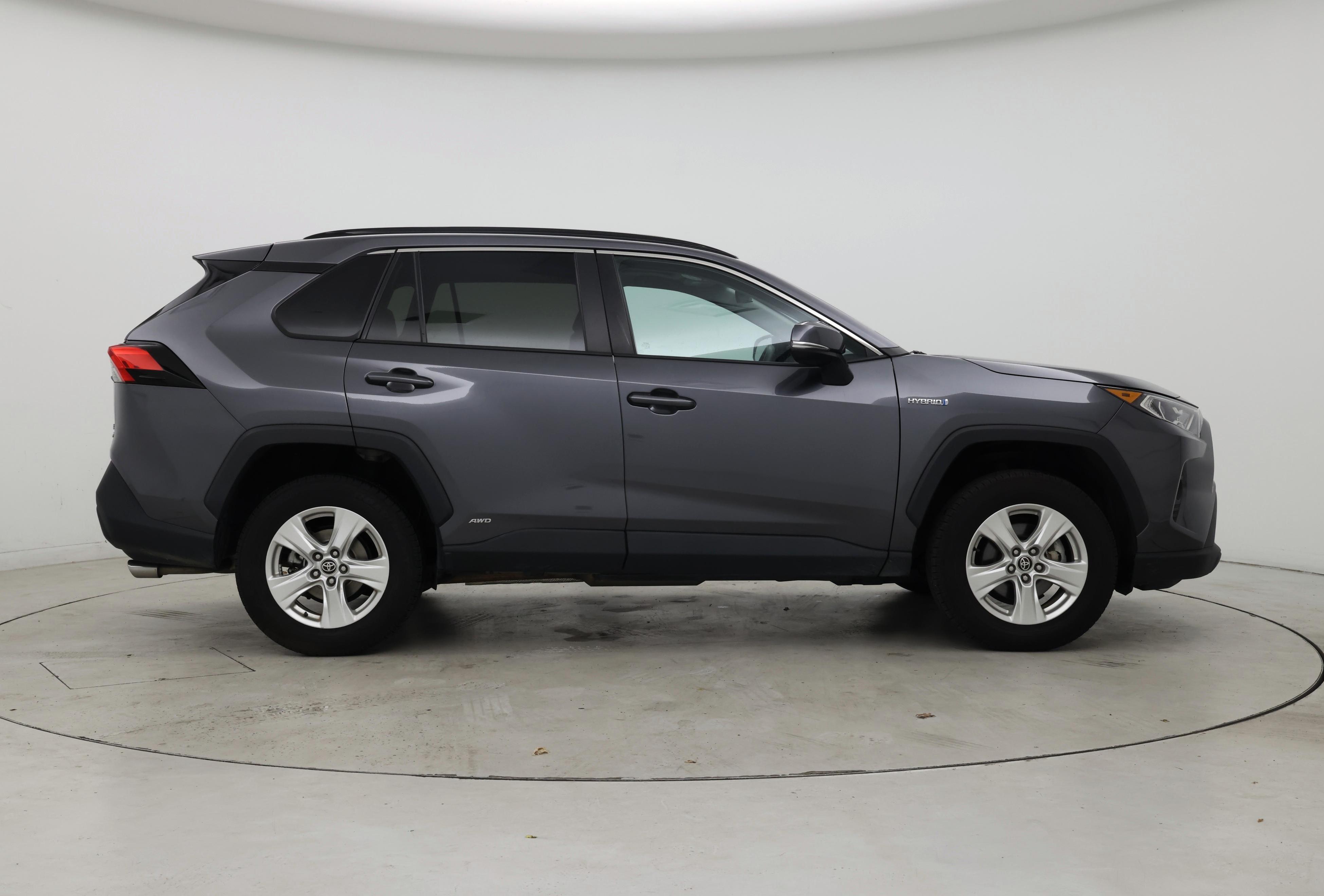 Thumbnail: 2021 Toyota RAV4 - 7