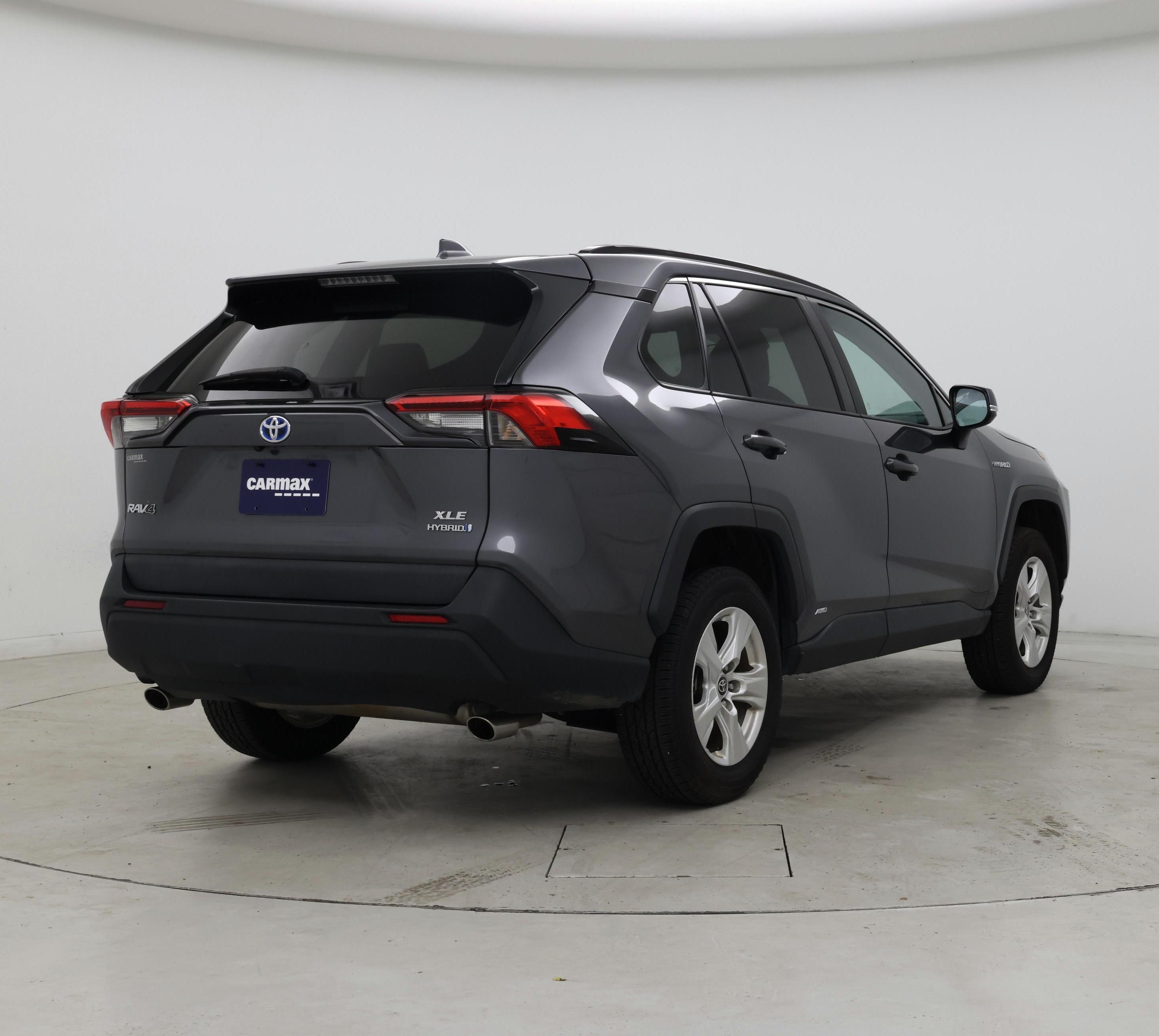 Thumbnail: 2021 Toyota RAV4 - 8