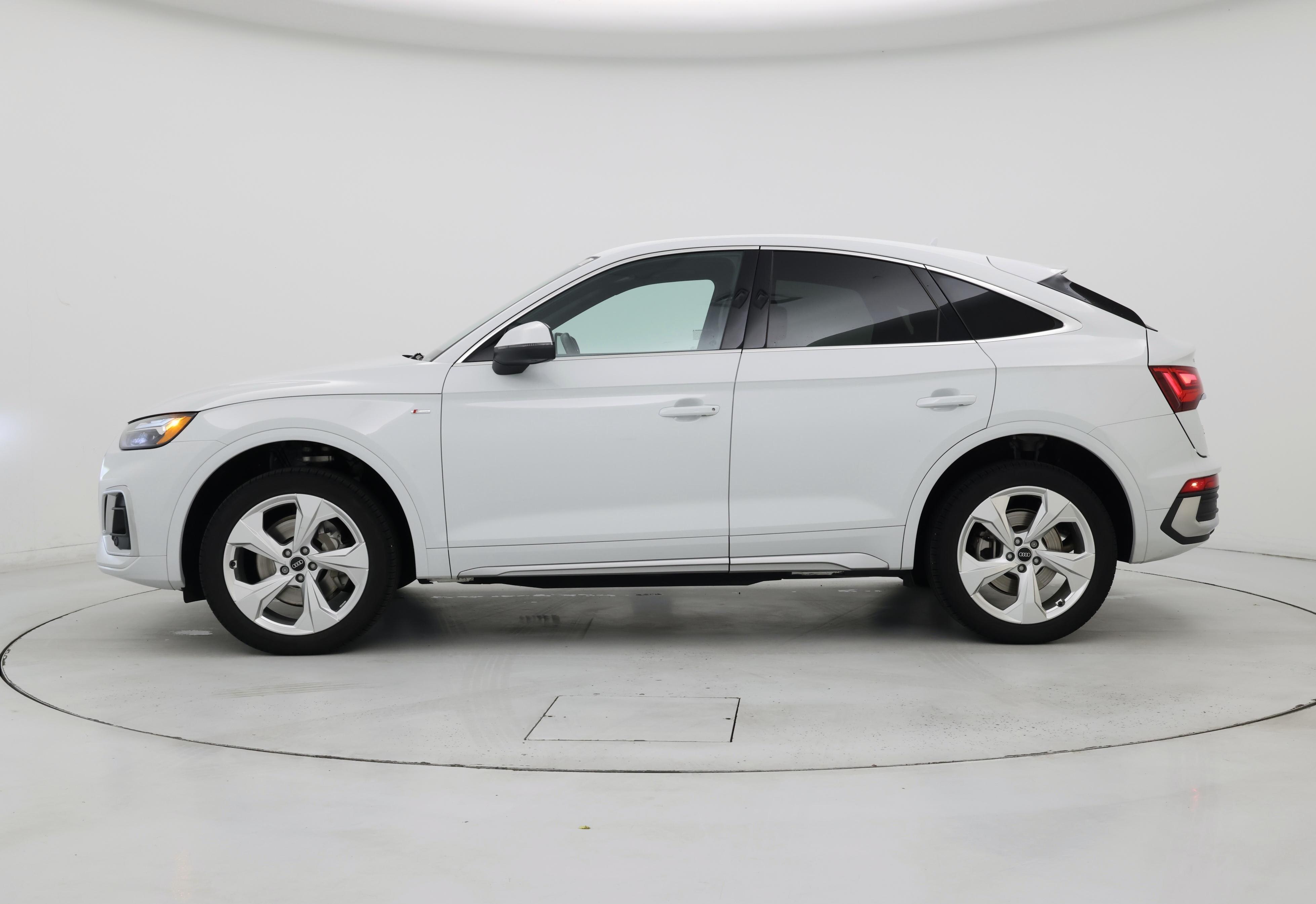 Thumbnail: 2021 Audi Q5 - 3
