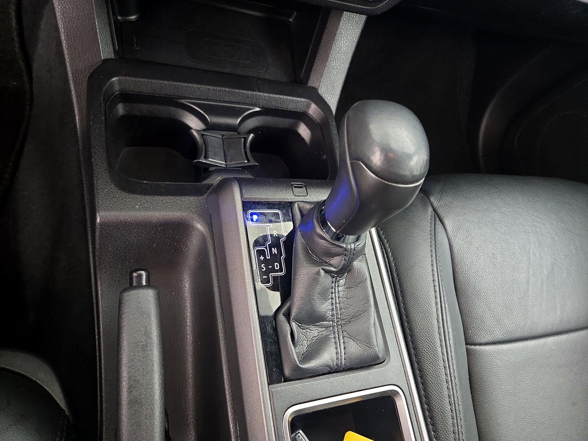 Thumbnail: 2022 Toyota Tacoma - 17