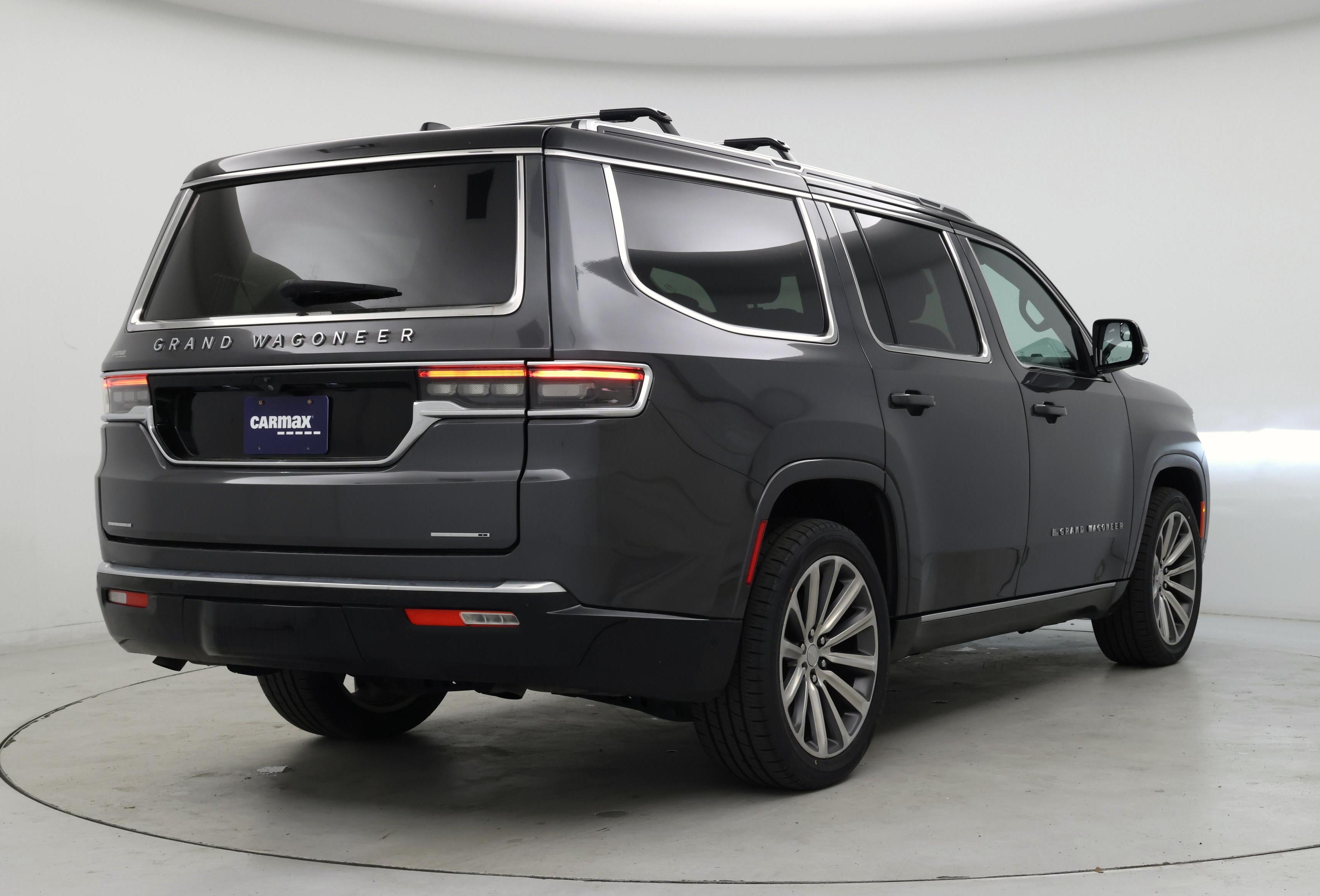 Thumbnail: 2022 Jeep Grand Wagoneer - 8