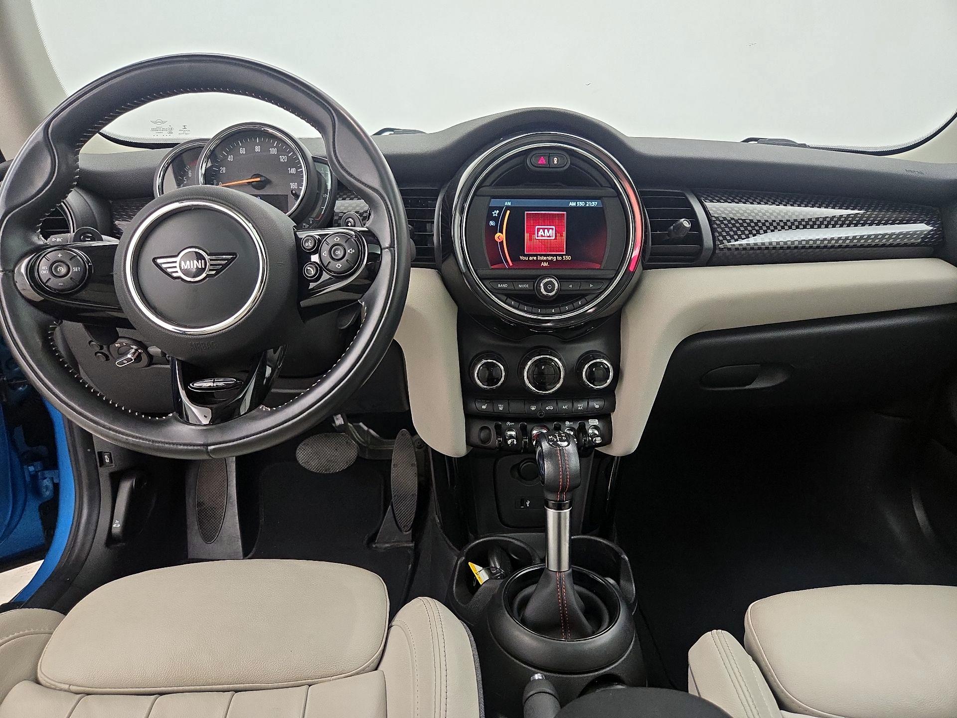 Thumbnail: 2019 MINI Cooper Hardtop - 9
