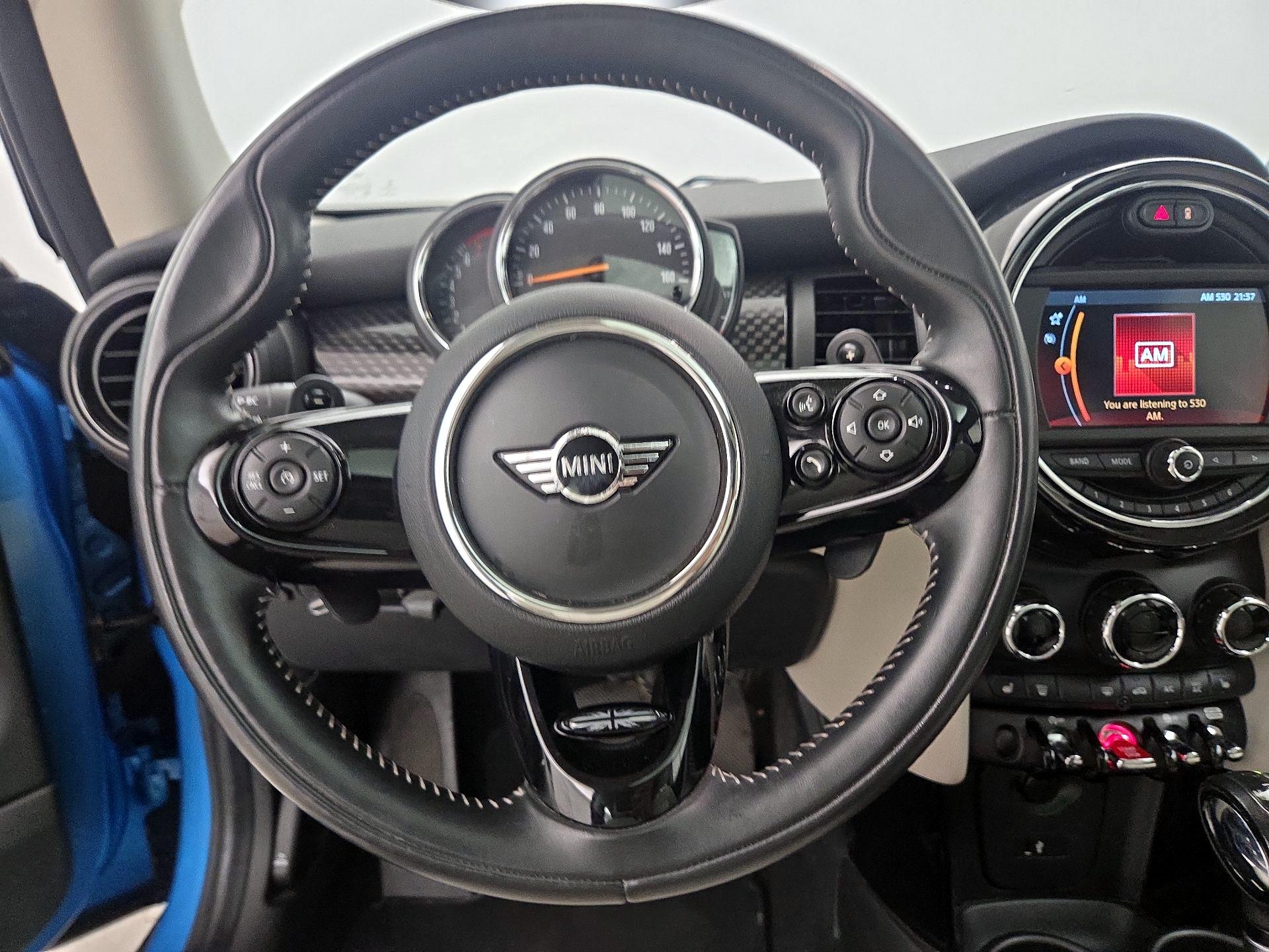 Thumbnail: 2019 MINI Cooper Hardtop - 10