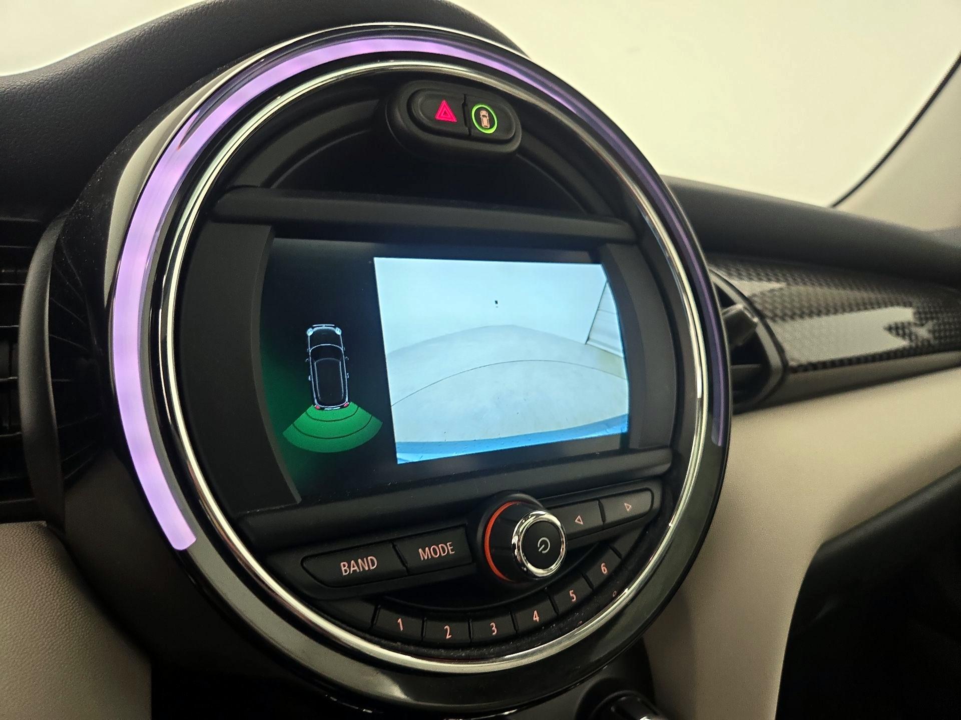 Thumbnail: 2019 MINI Cooper Hardtop - 14