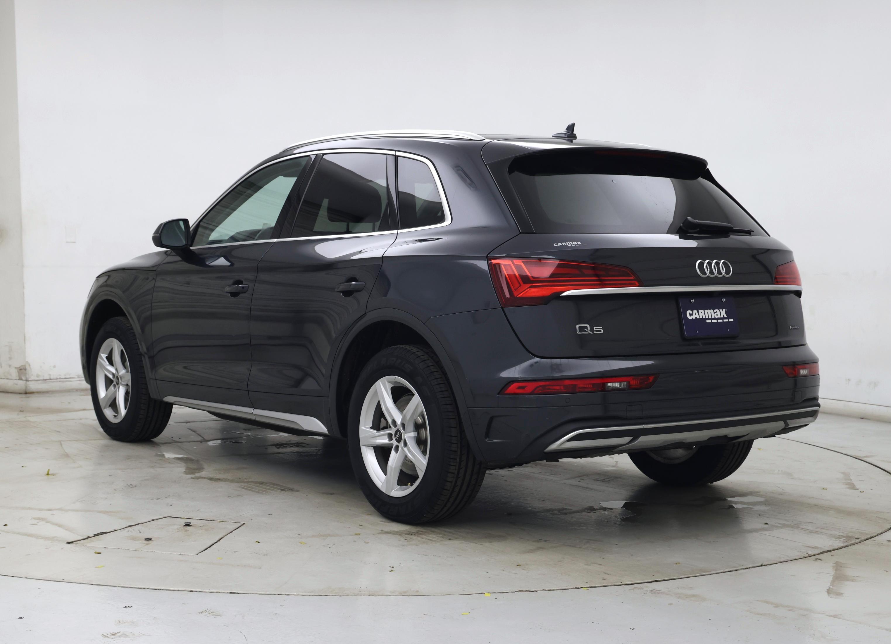 Thumbnail: 2023 Audi Q5 - 2