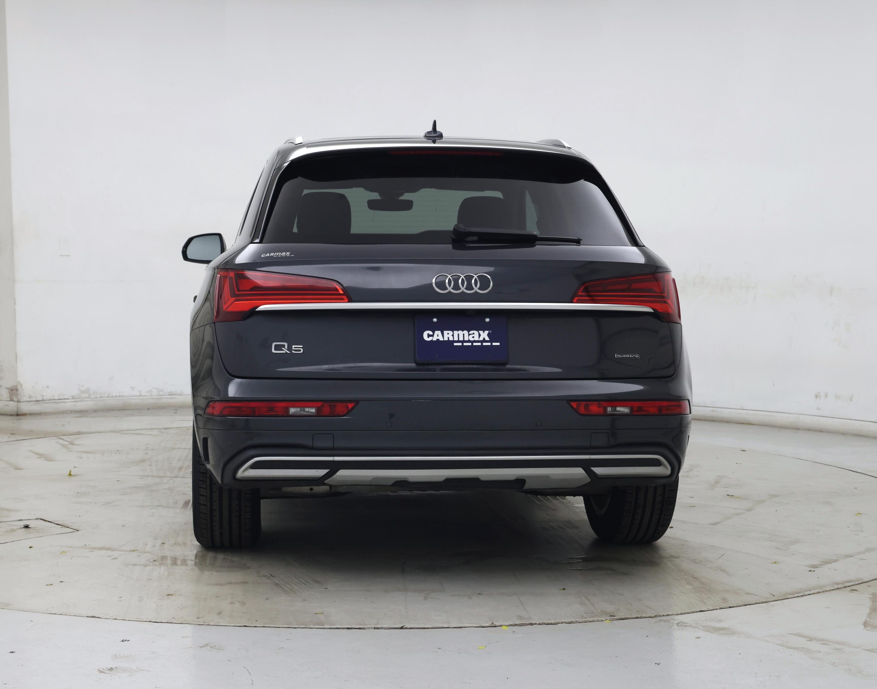 Thumbnail: 2023 Audi Q5 - 6