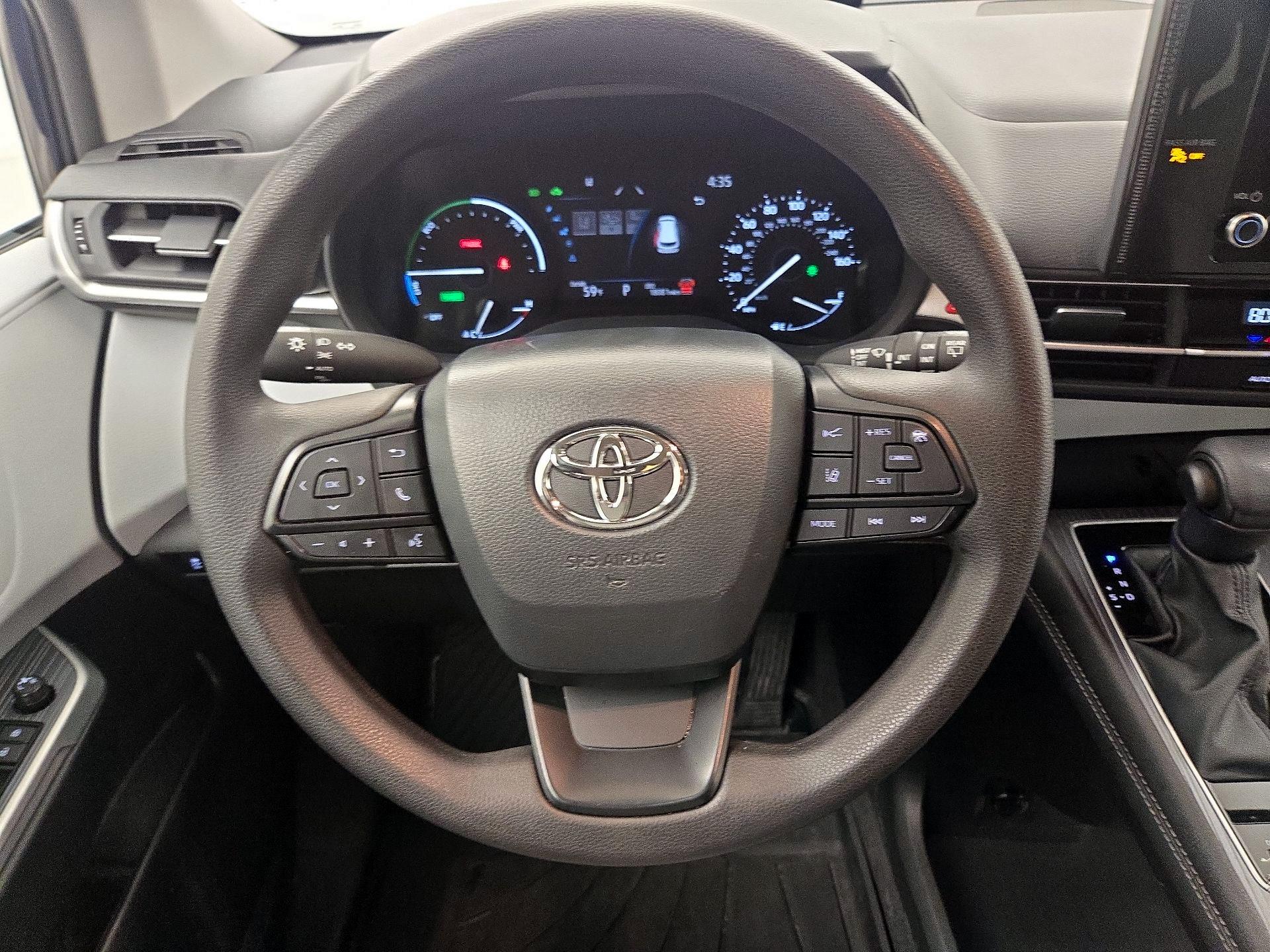 Thumbnail: 2025 Toyota Sienna - 10