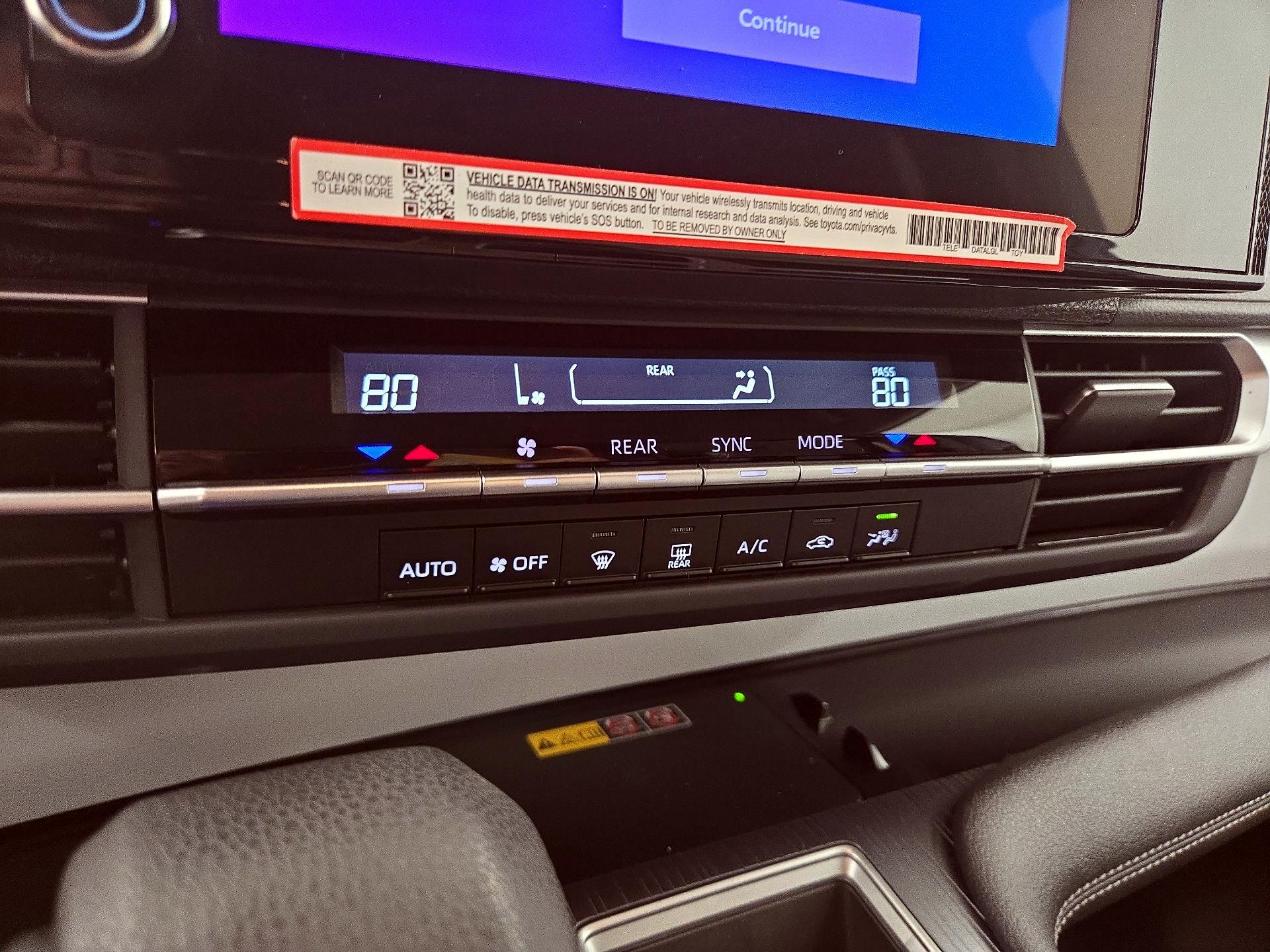 Thumbnail: 2025 Toyota Sienna - 17