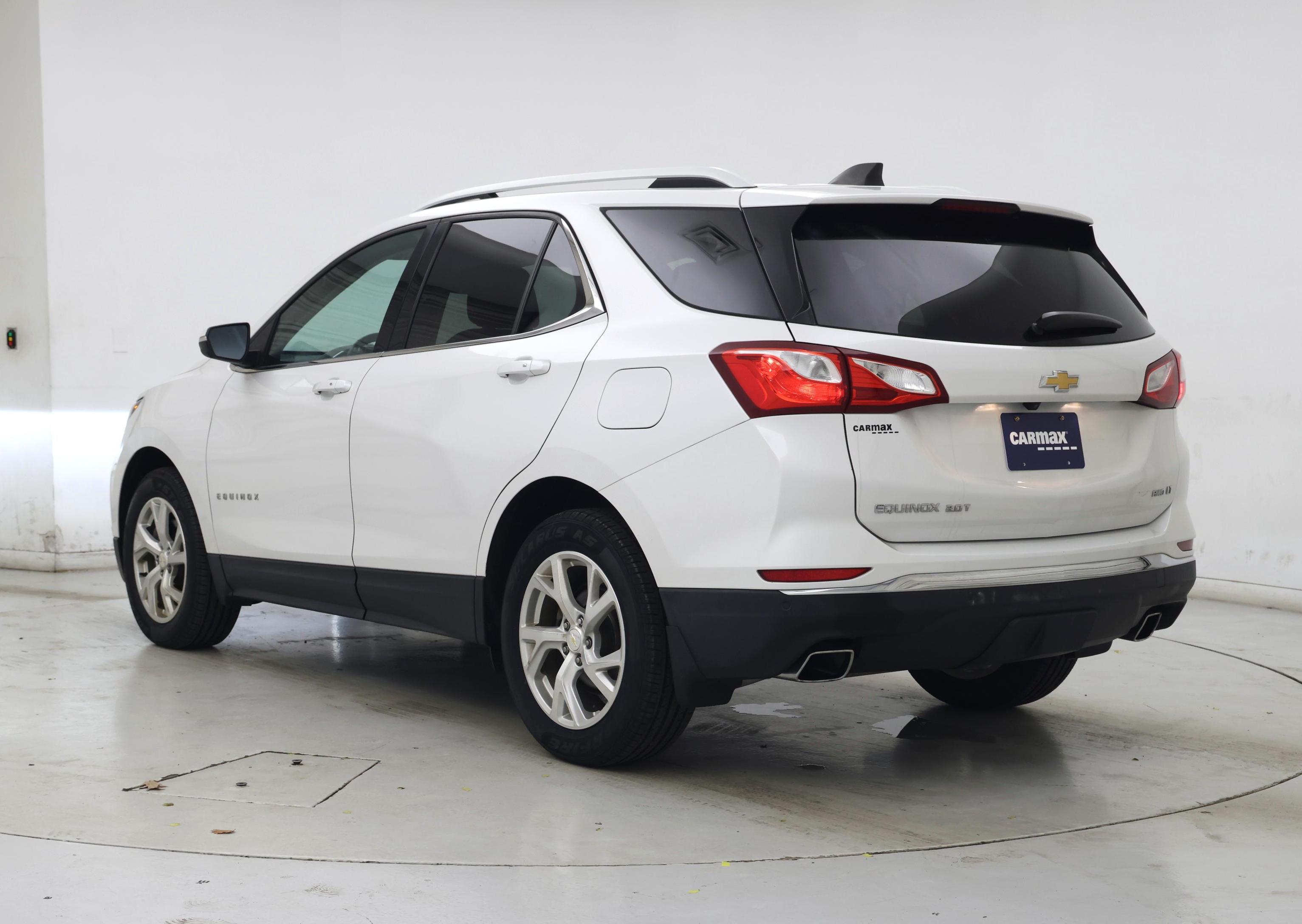 Thumbnail: 2018 Chevrolet Equinox - 2