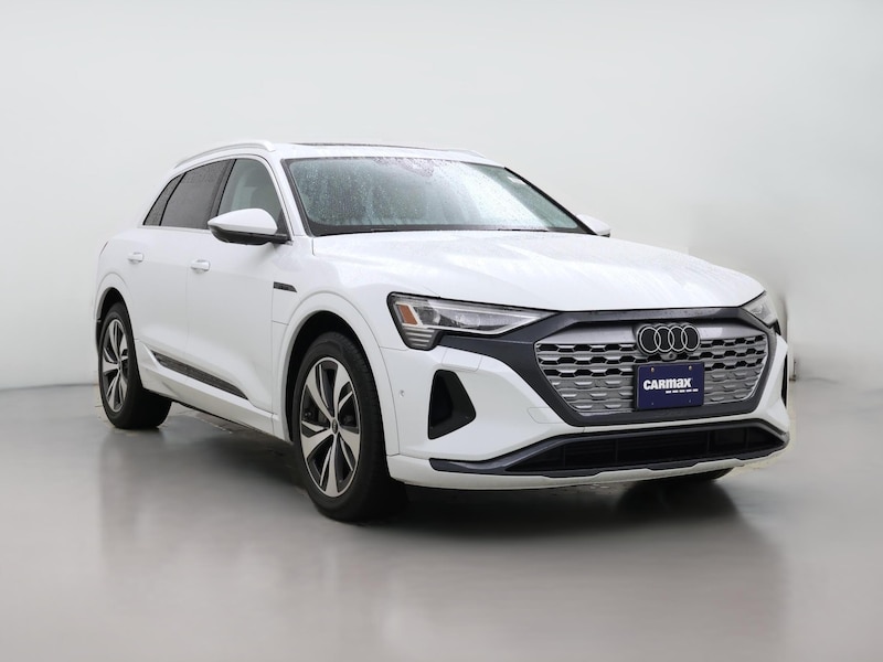 2024 Audi Q8 e-tron Premium Plus -
                  Hartford, CT