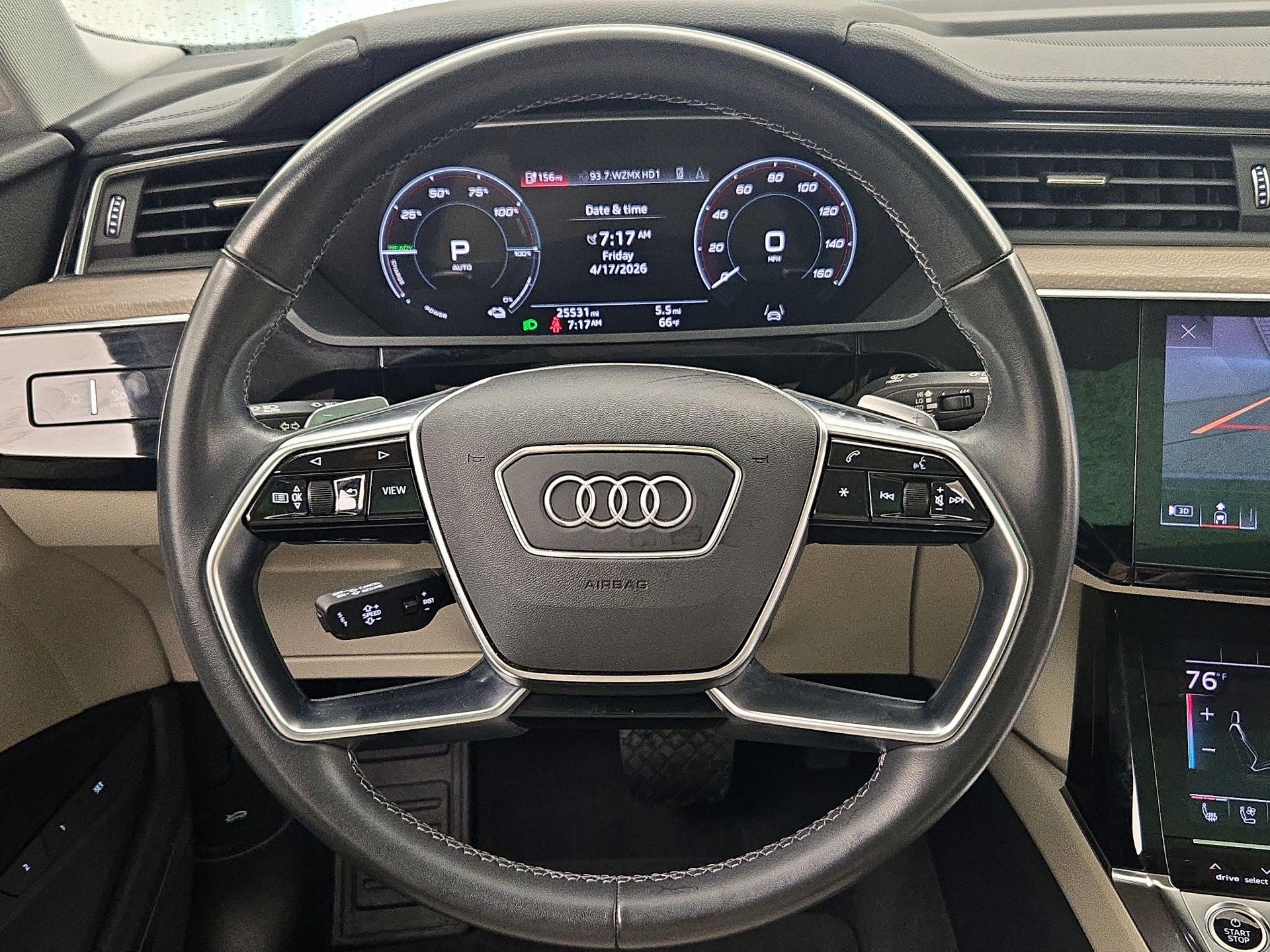 Thumbnail: 2024 Audi Q8 e-tron - 10